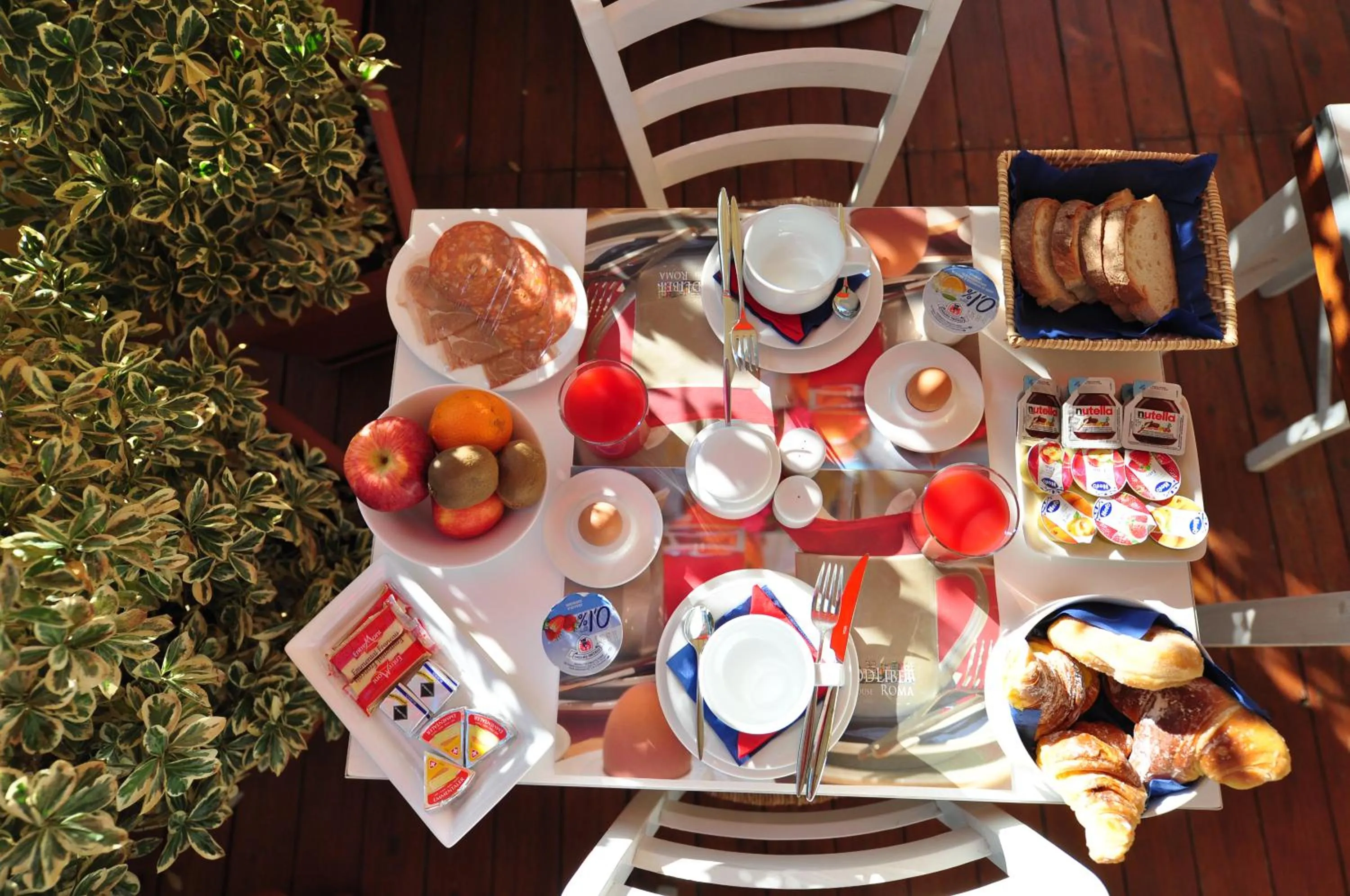 Continental breakfast in QuodLibet