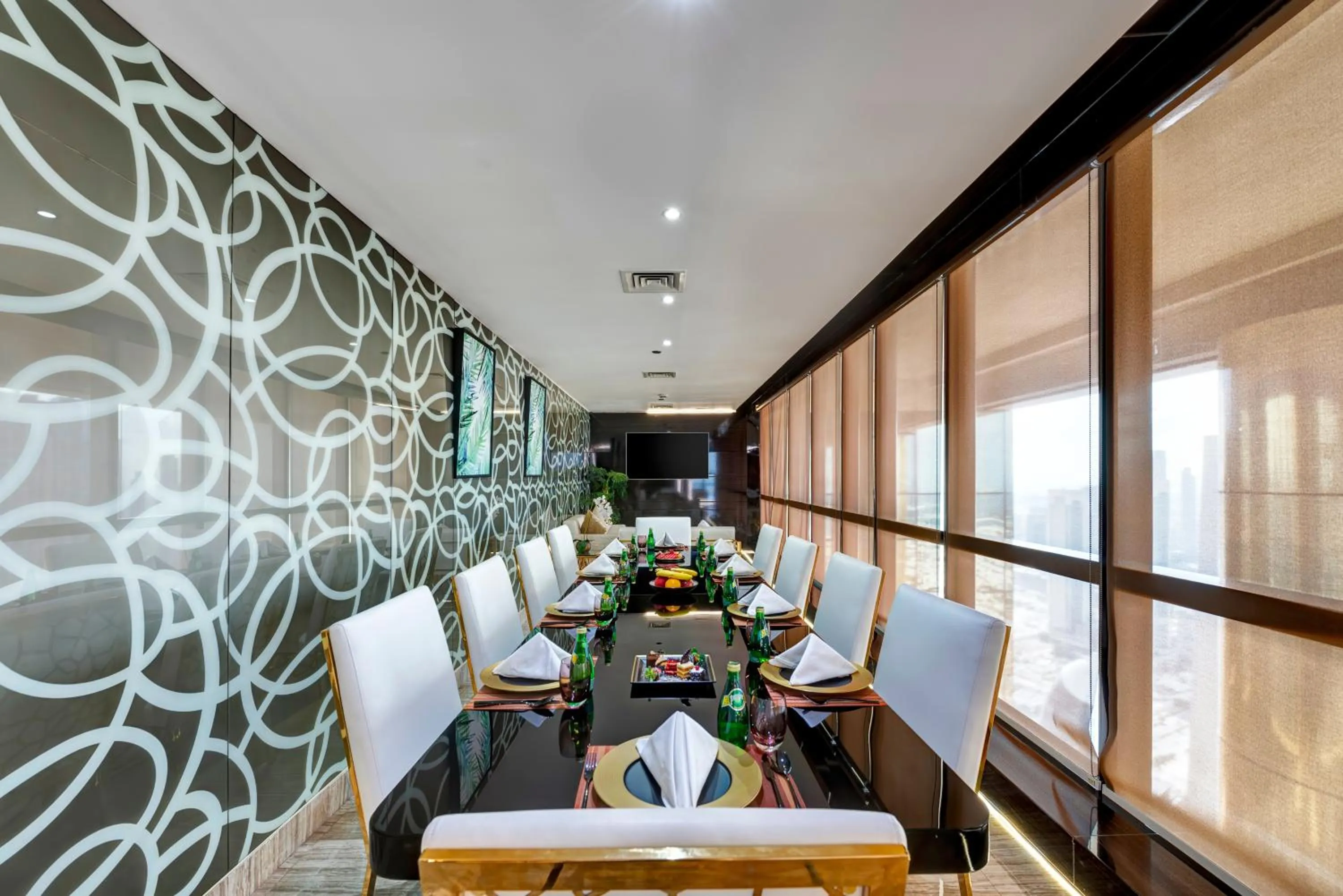 Dining area in Gevora Hotel