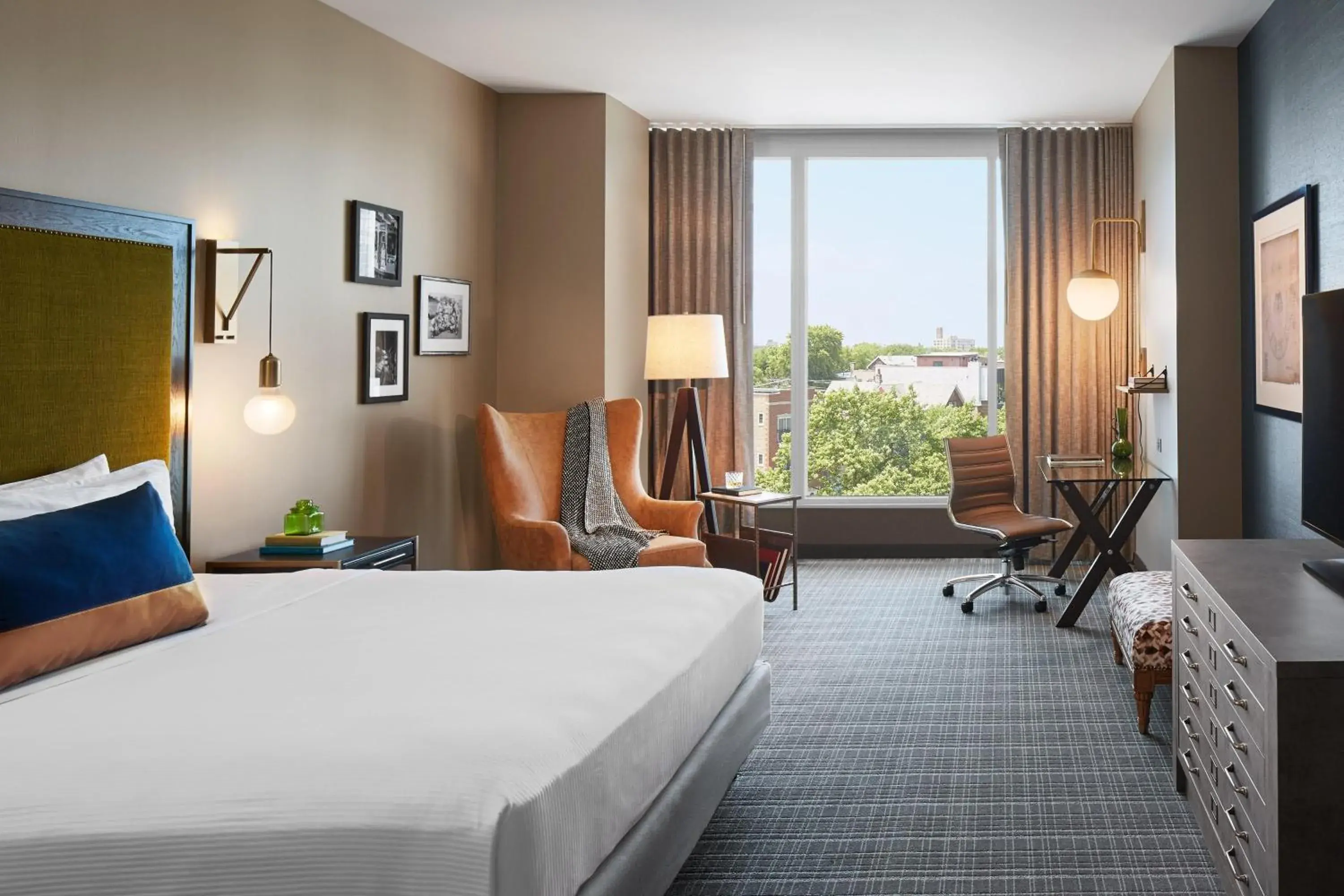 Standard King Room in Hotel Zachary, Chicago, a Tribute Portfolio Hotel Standard King Room in Hotel Zachary, Chicago, a Tribute Portfolio Hotel