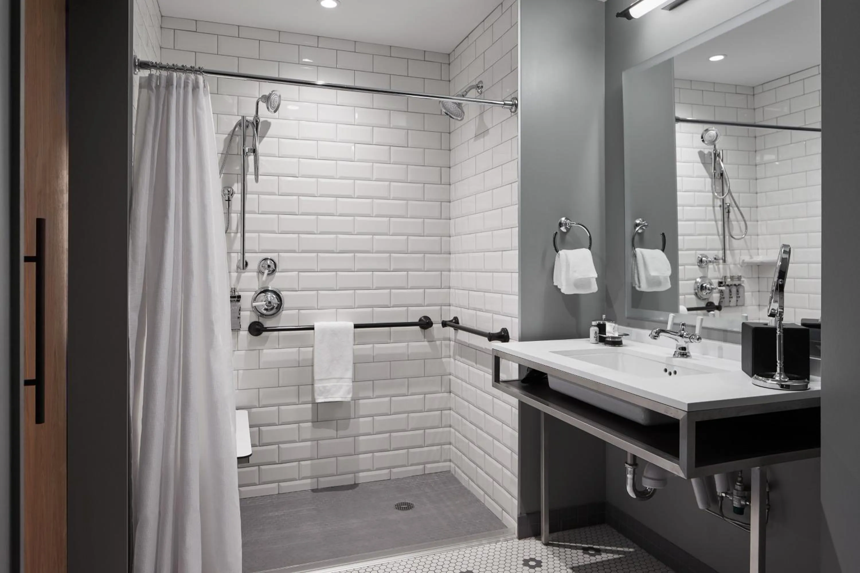 Bathroom in Hotel Zachary, Chicago, a Tribute Portfolio Hotel