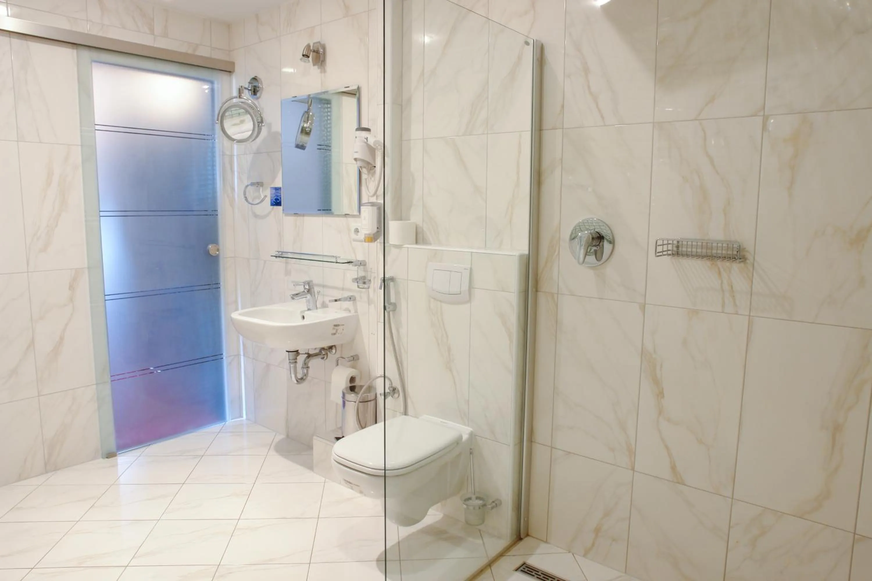 Bathroom in Hotel Krone