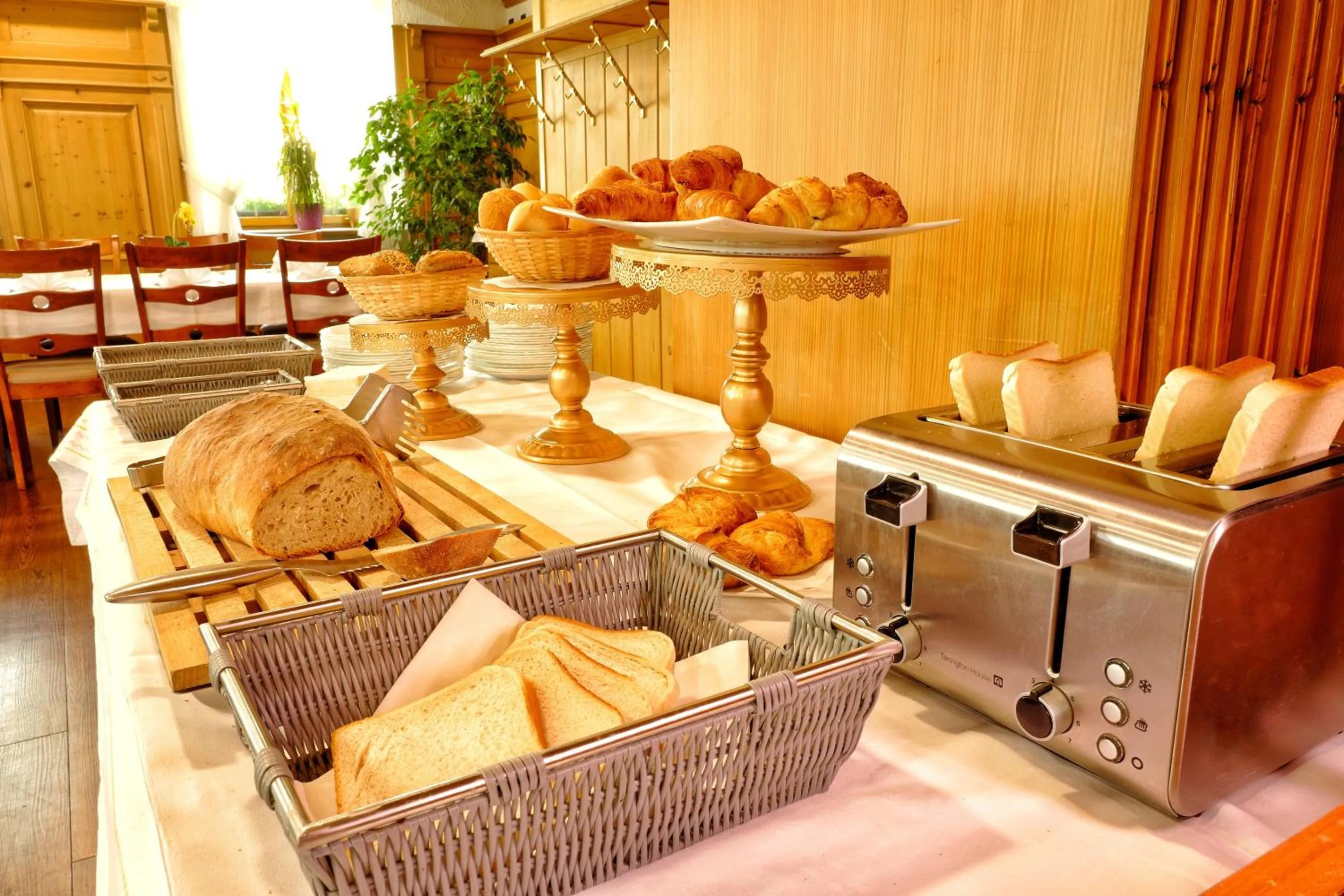 Breakfast in Hotel Krone