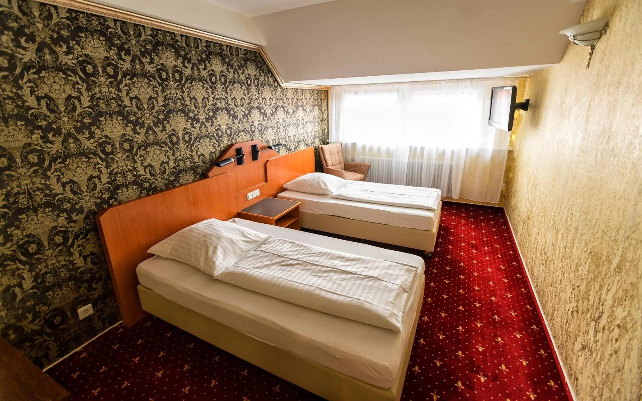 Photo of the whole room, Bed in Hotel Krone