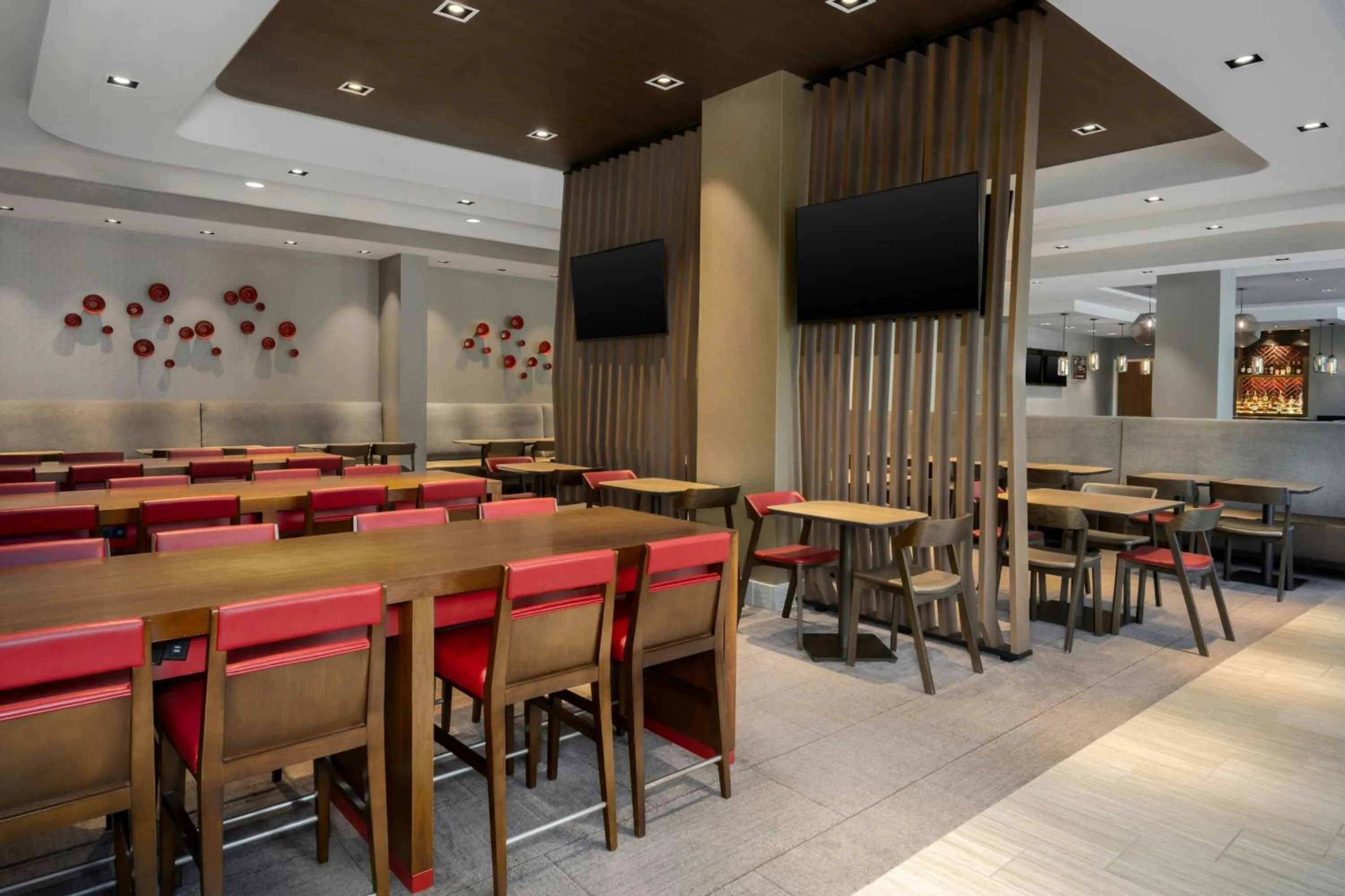 Restaurant/places to eat in Springhill Suites By Marriott Athens Downtown/University Area
