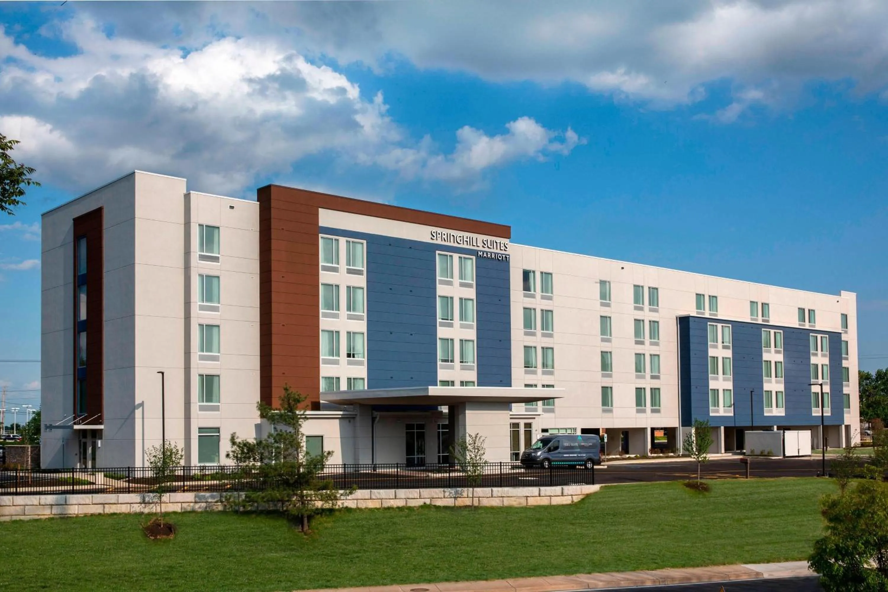 Property building in Springhill Suites By Marriott Newark Downtown