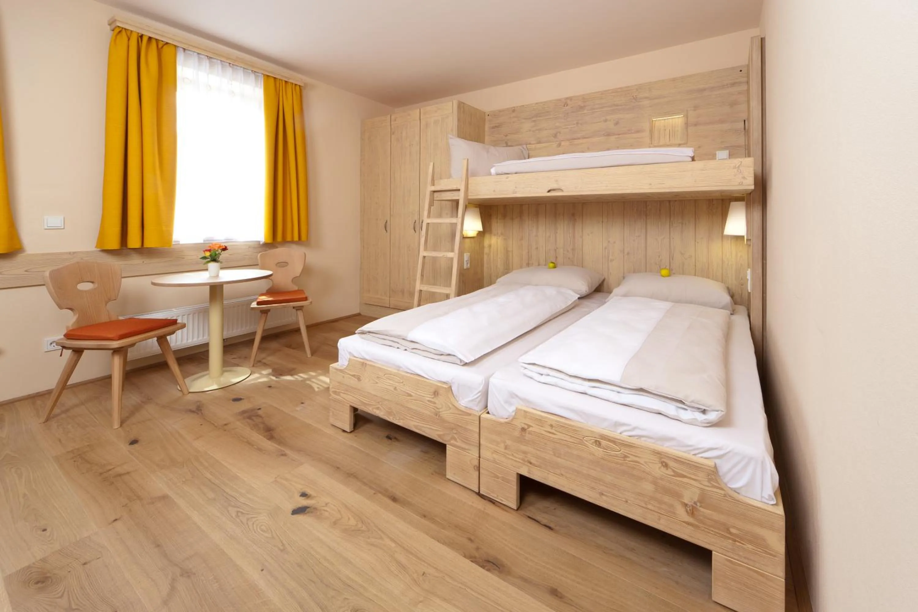 Bed in JUFA Hotel Weinviertel - Eselsmühle