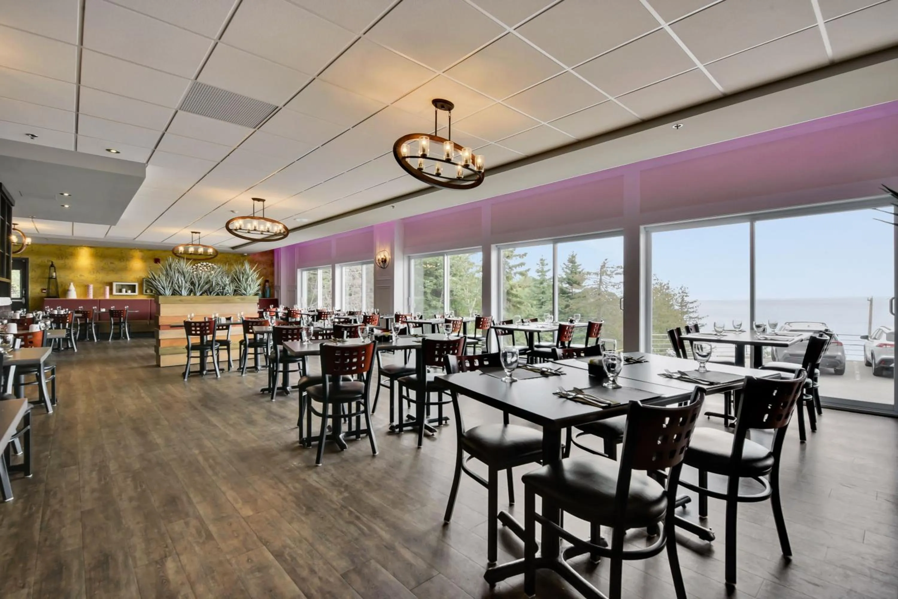 Restaurant/places to eat in Hôtel et Pavillons Le Petit Manoir du Casino