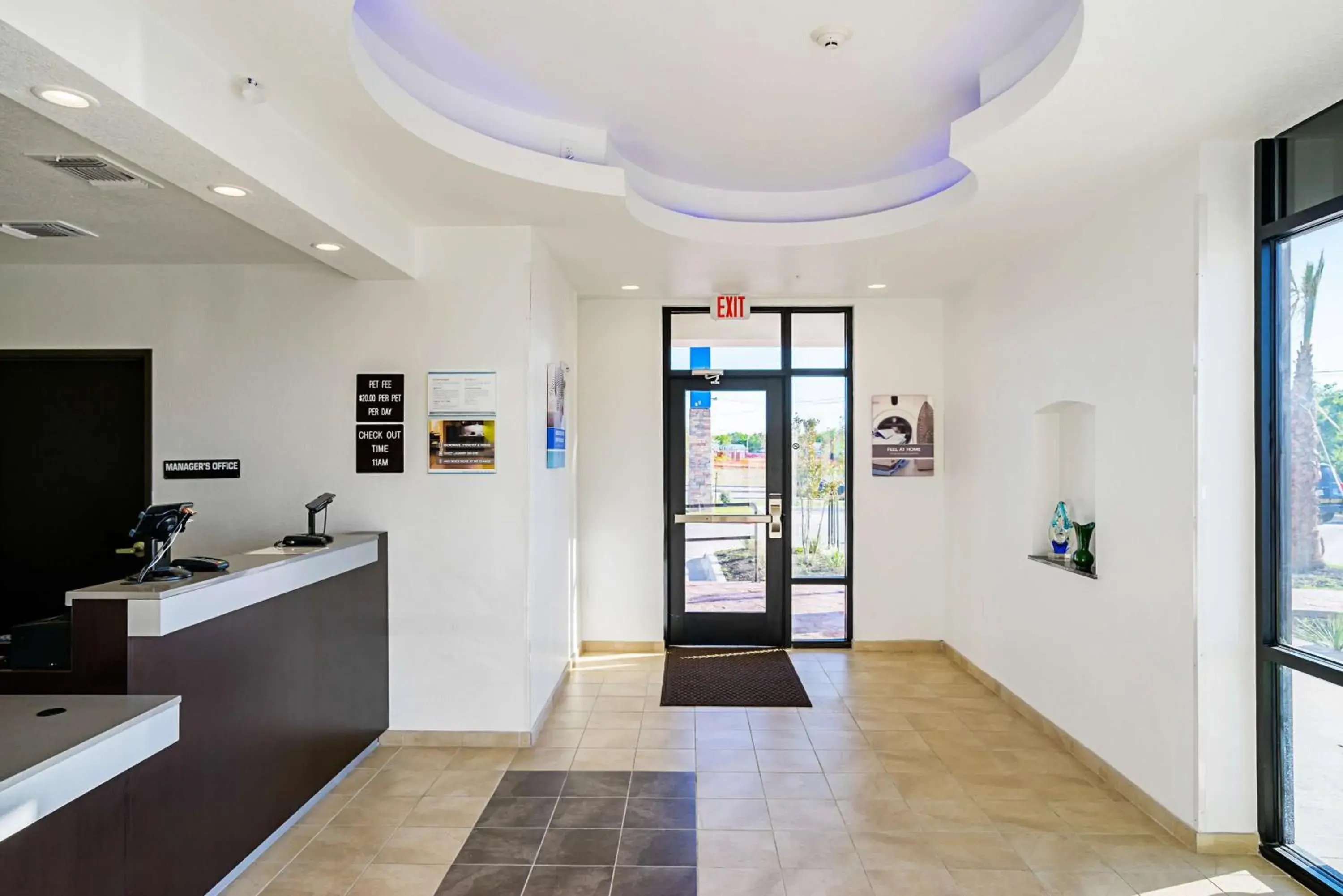 Lobby or reception in Studio 6-Buda, TX Lobby or reception in Studio 6-Buda, TX