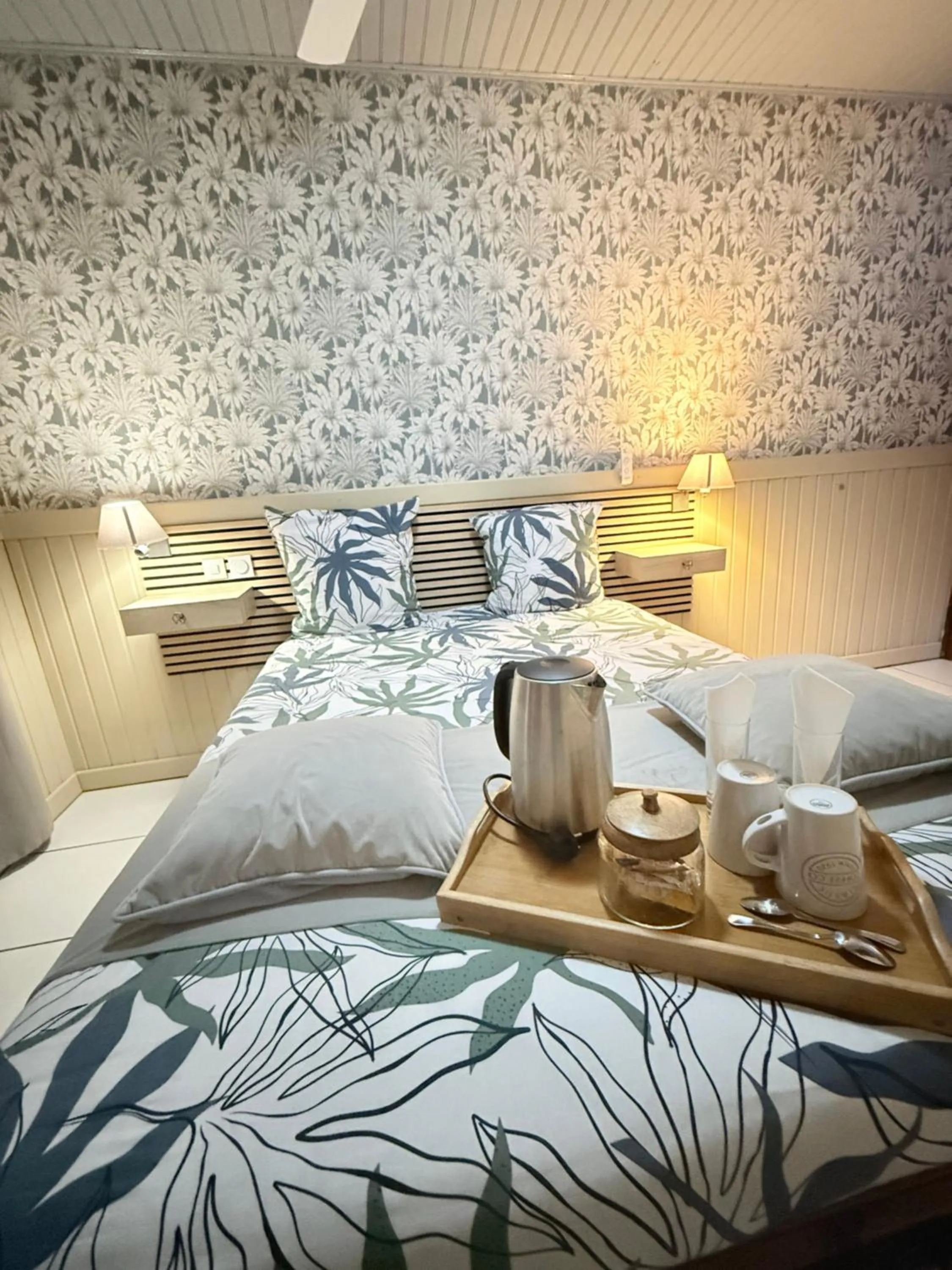 Bed in Auberge Desprairies