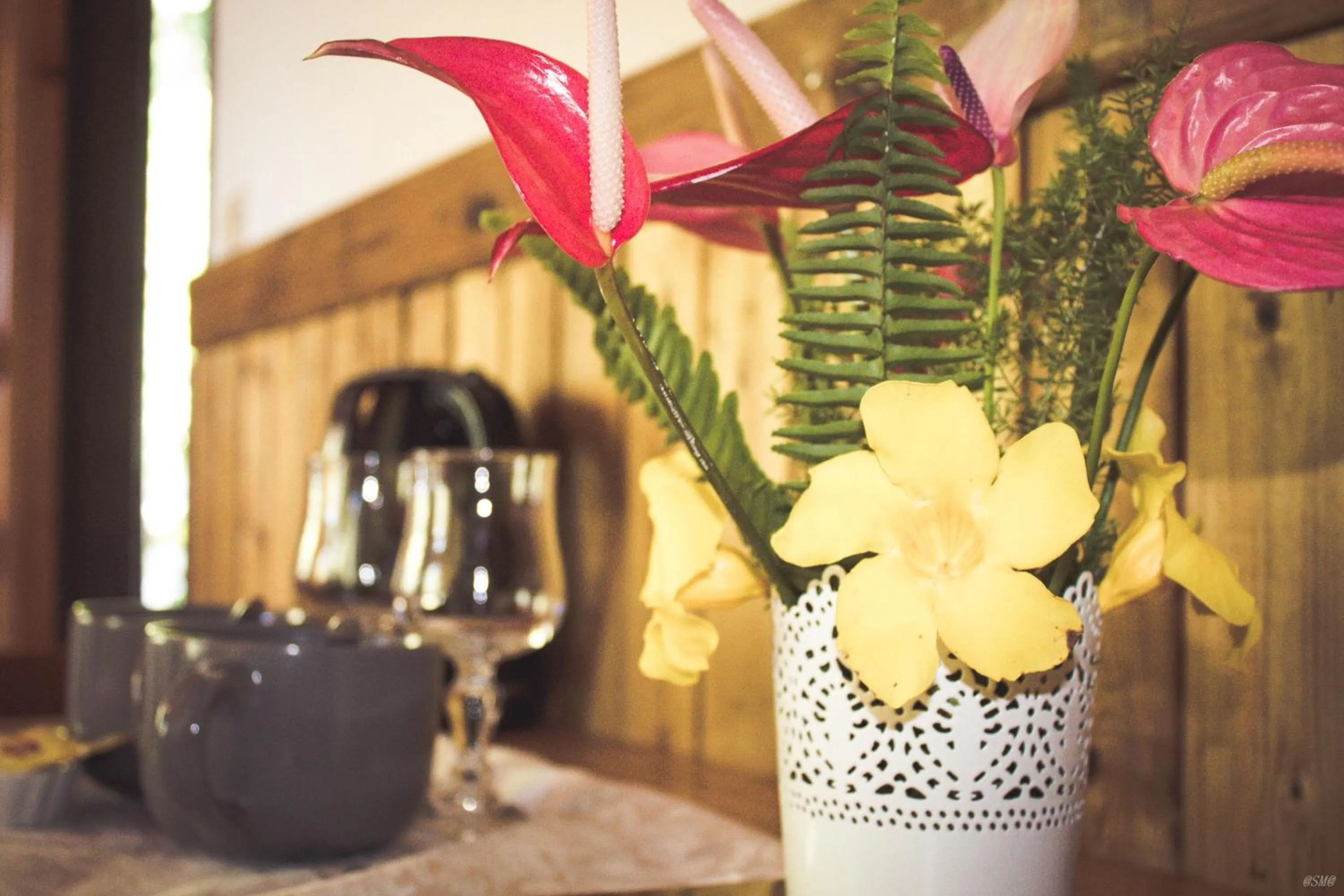 Decorative detail in Auberge Desprairies