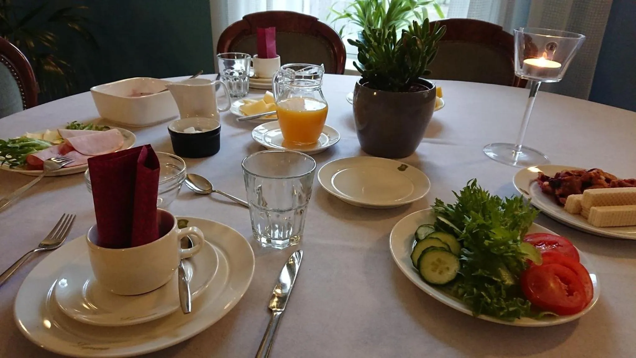 Breakfast in Lepaan Kartanon Toimela