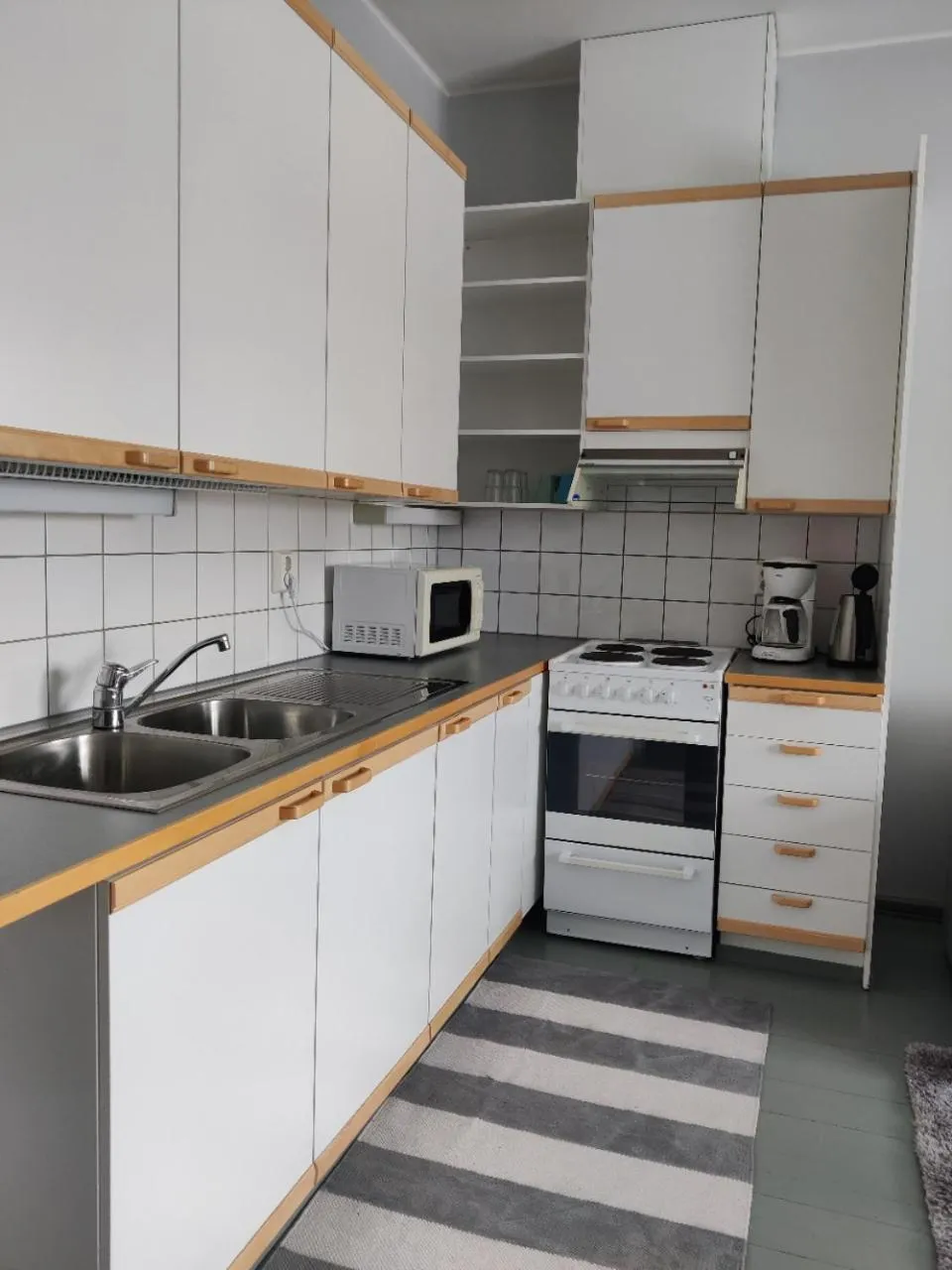 Coffee/tea facilities in Lepaan Kartanon Toimela