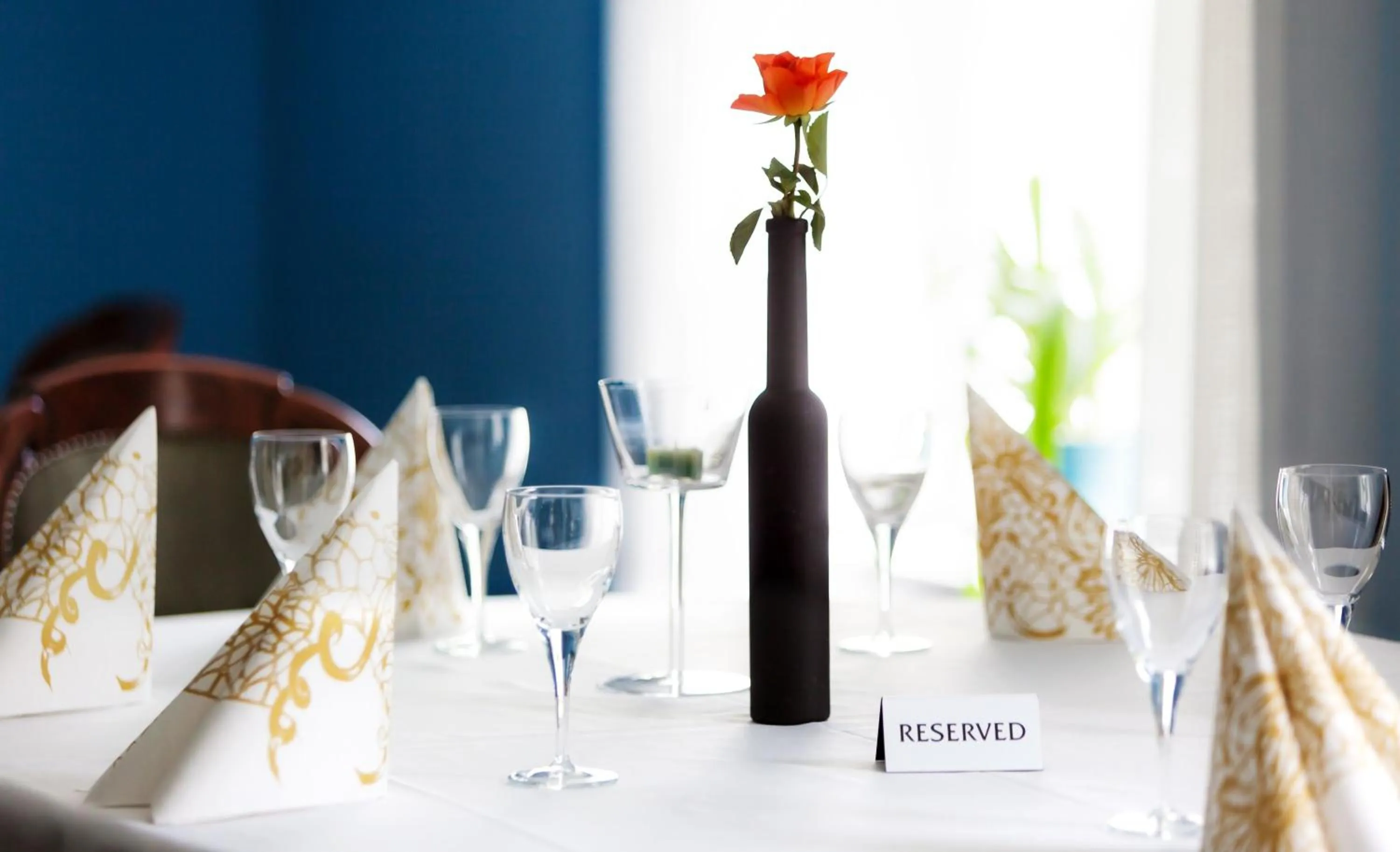 Restaurant/places to eat in Lepaan Kartanon Toimela