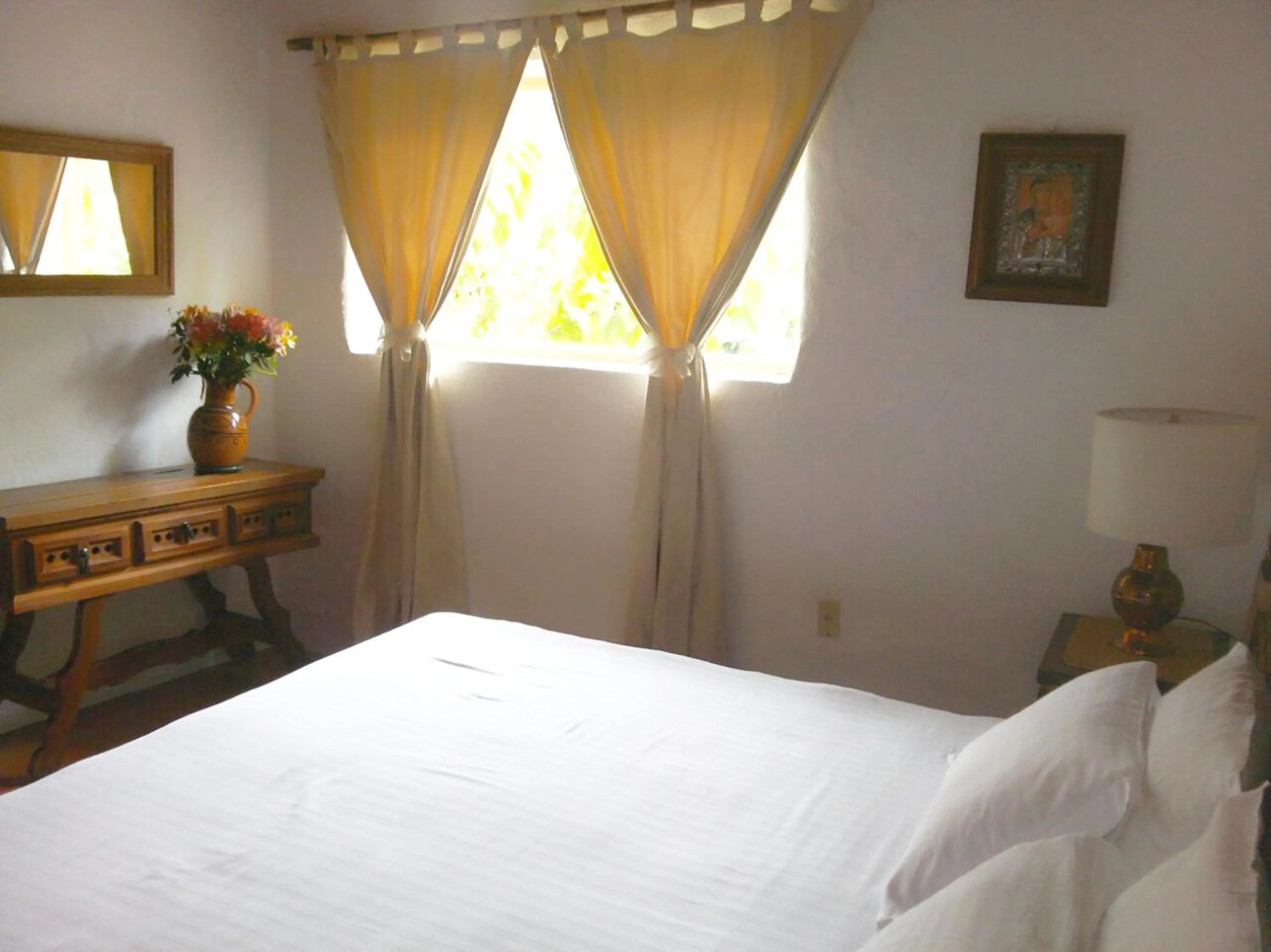Bed in La Casona Breakfast & Wellness Center