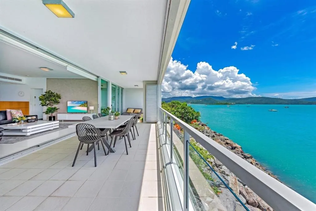 Balcony/Terrace in Peninsula Airlie Beach