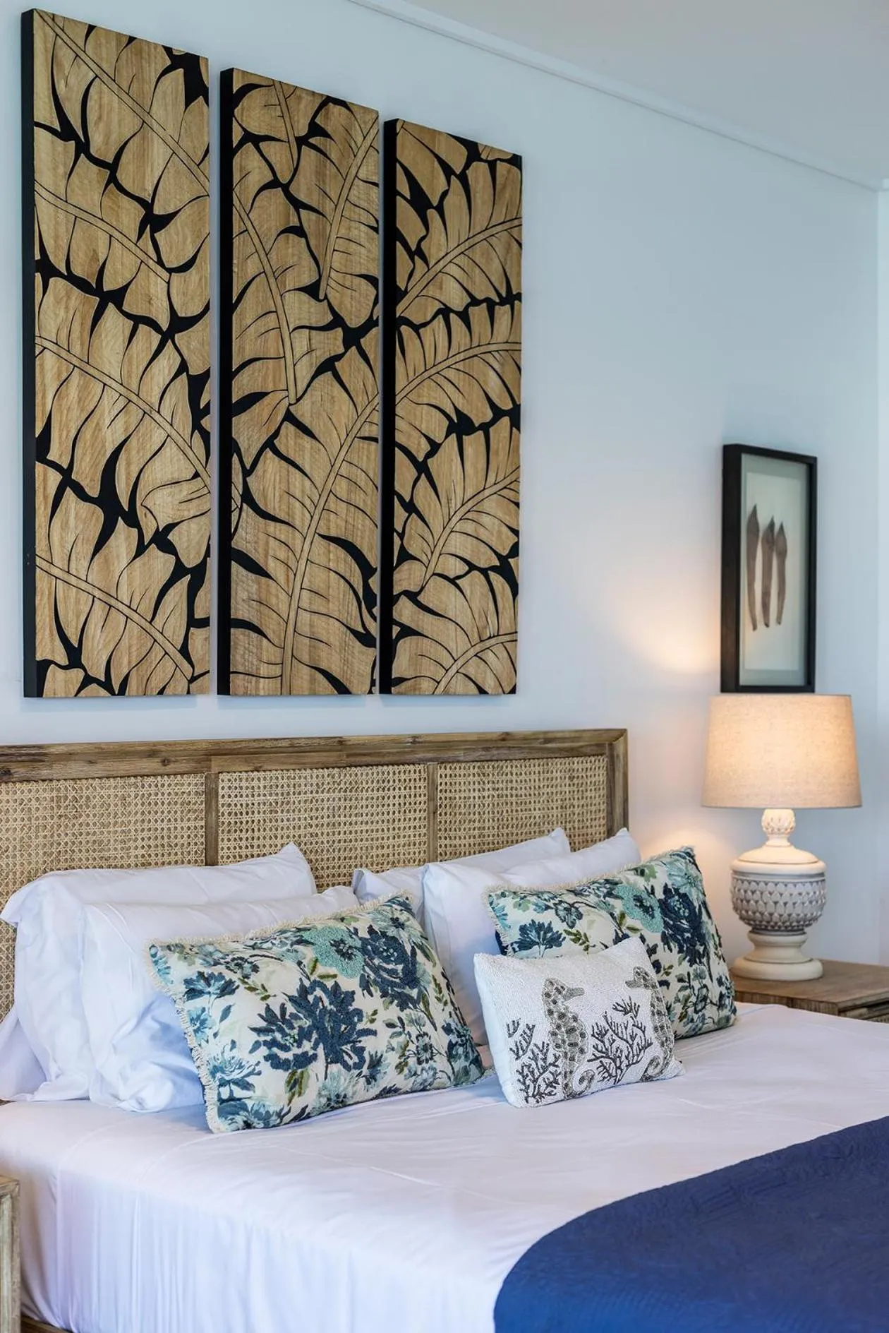 Bed in Peninsula Airlie Beach