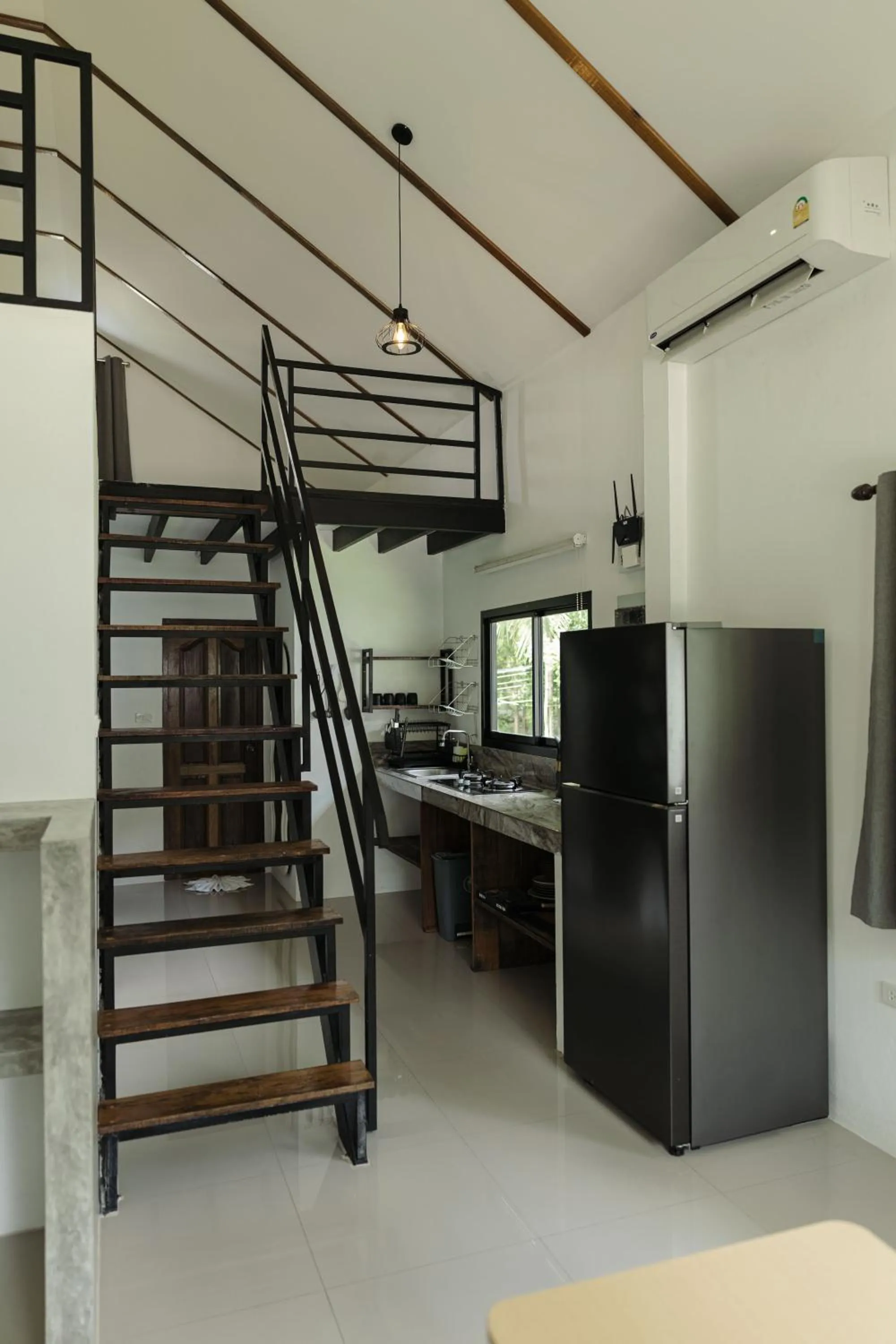 kitchen, Bed in Golden Hill Resort