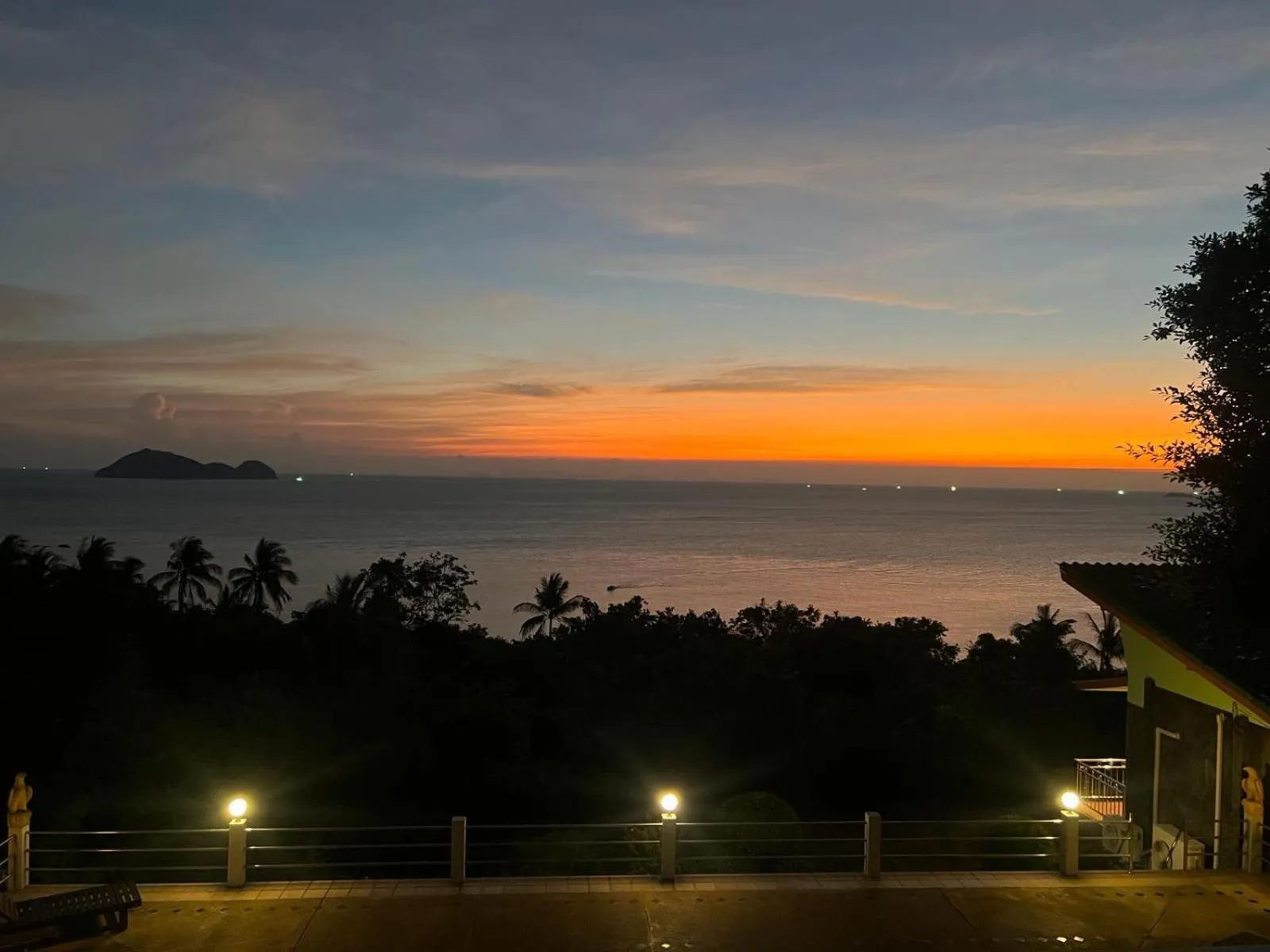 Restaurant/places to eat in Golden Hill Resort