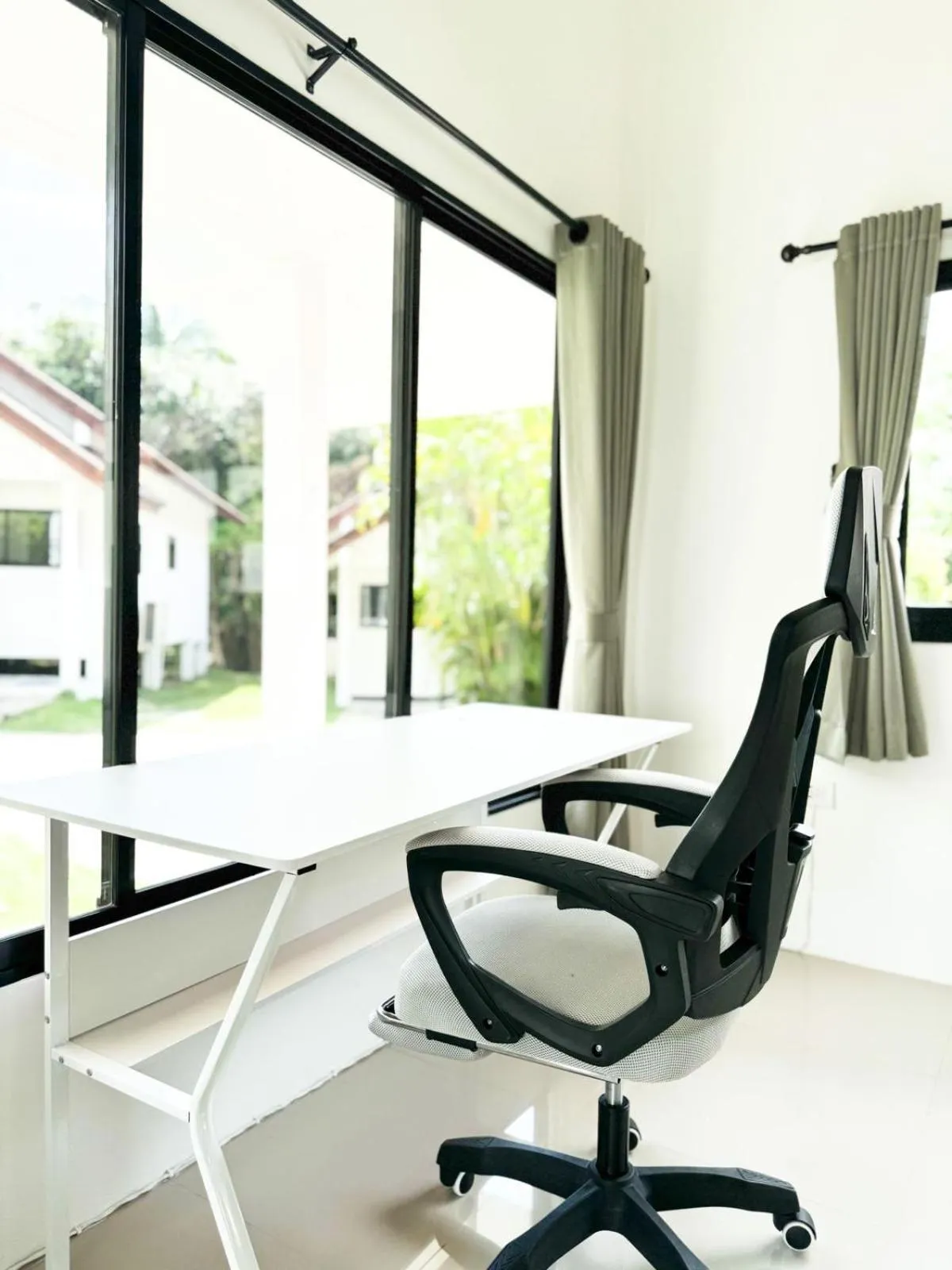 Seating area in Golden Hill Resort