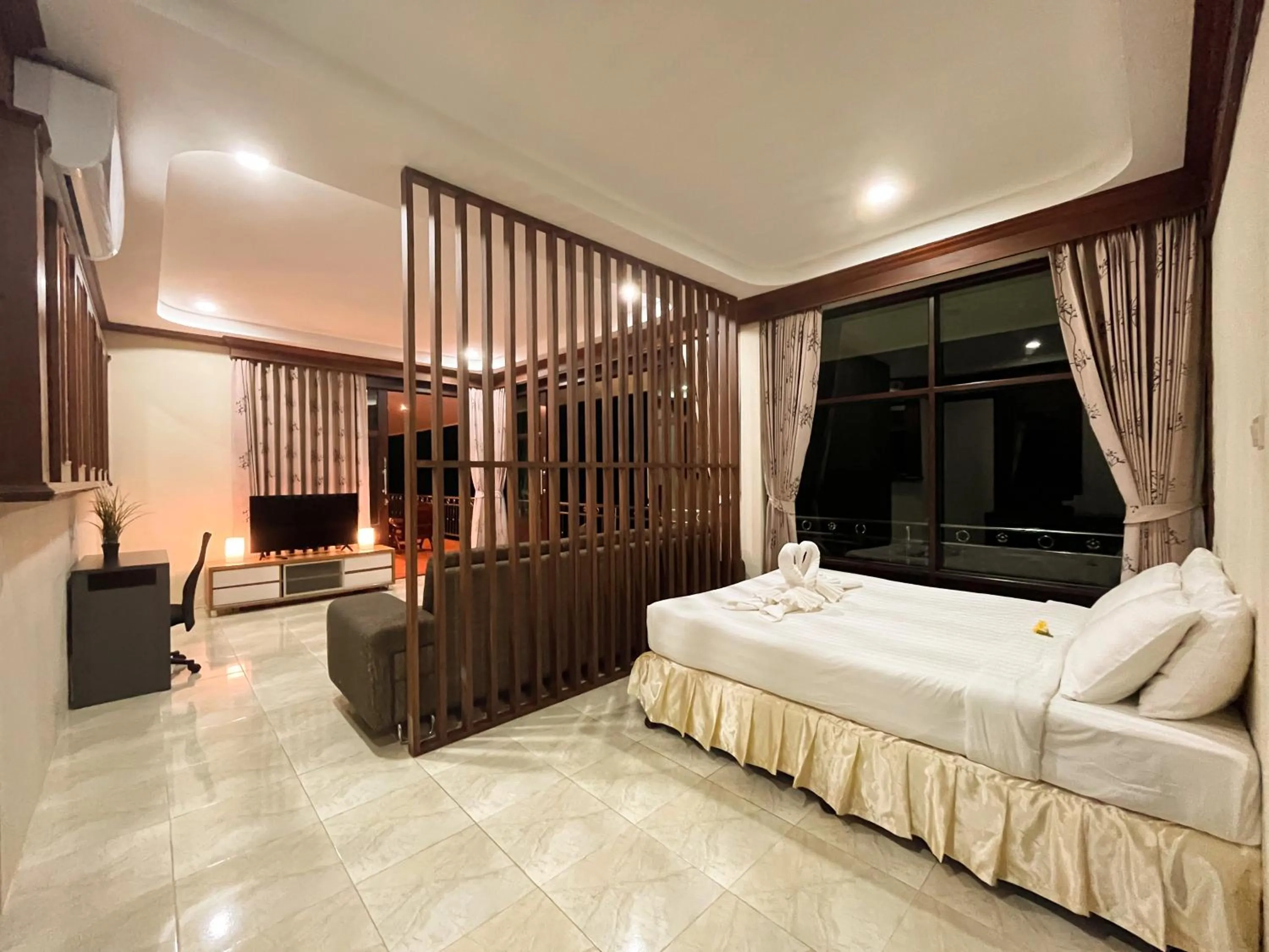 Bed in Golden Hill Resort