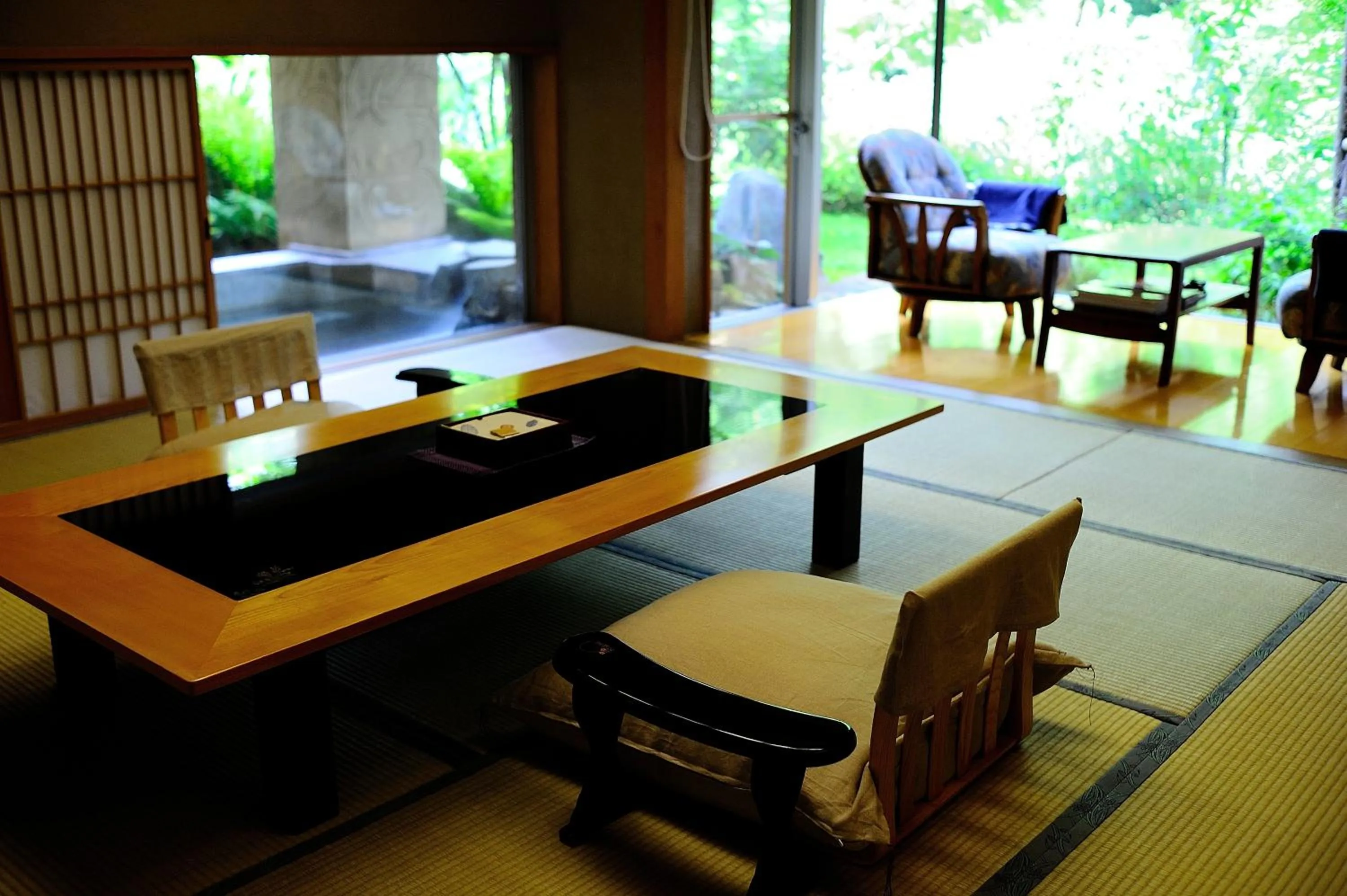 Seating area in Bettei Senjyuan