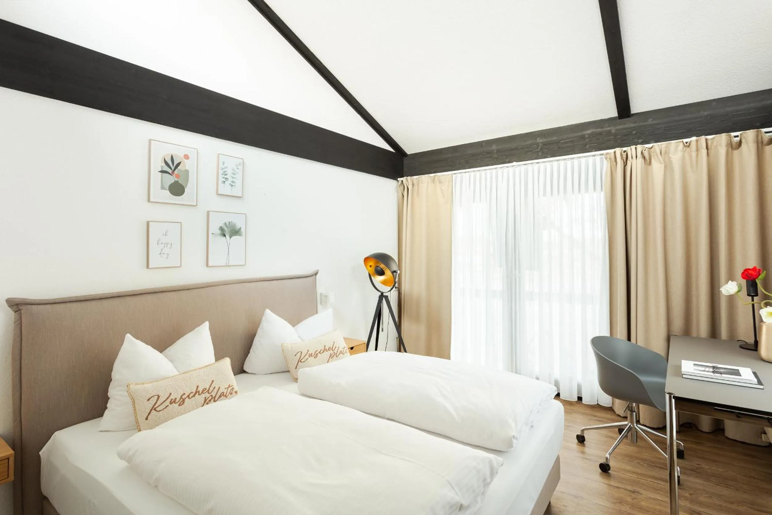 Bed in Hotel My Schildow