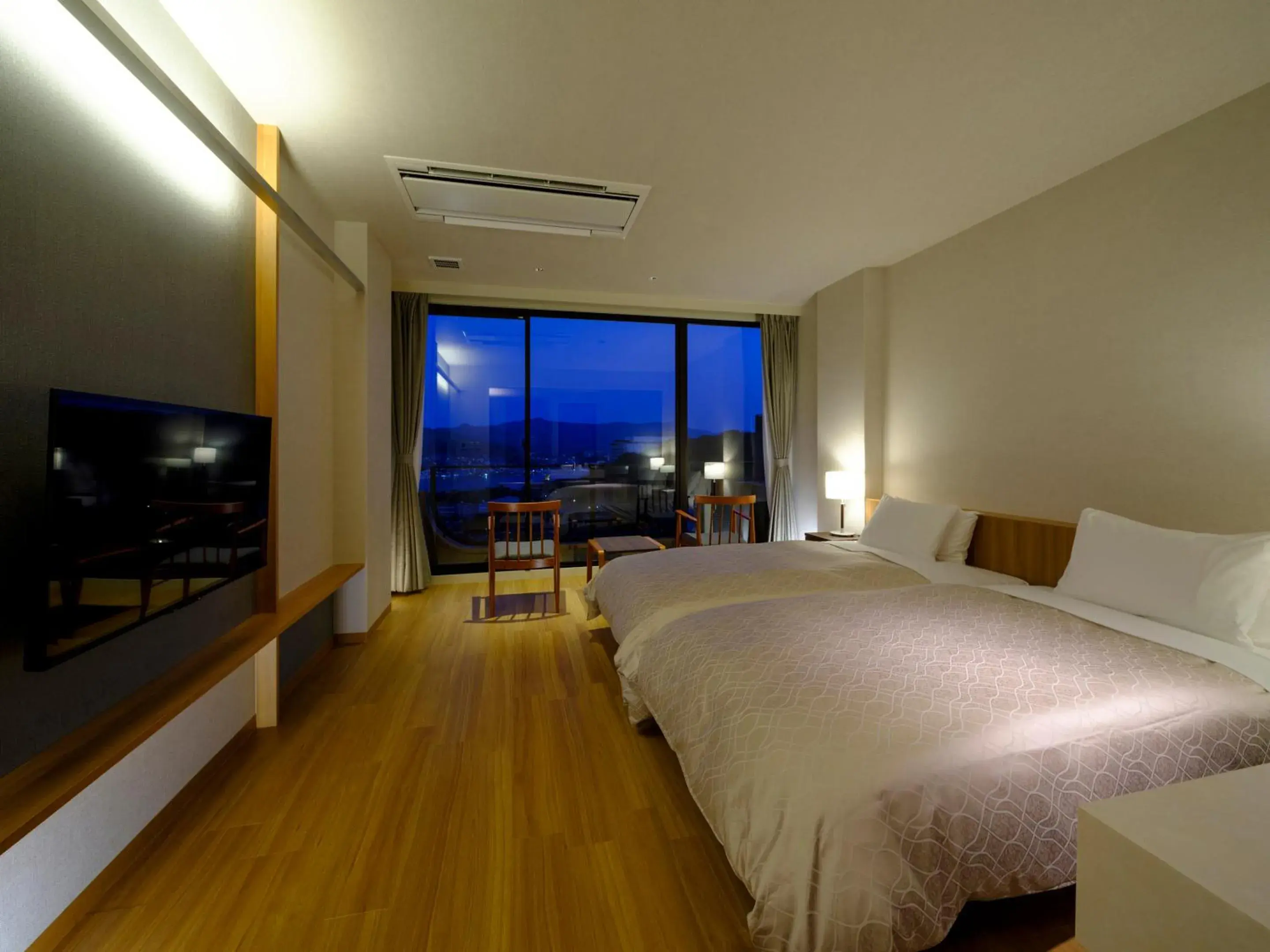 Bedroom, Bed in Inasayama Kanko Hotel Bedroom, Bed in Inasayama Kanko Hotel