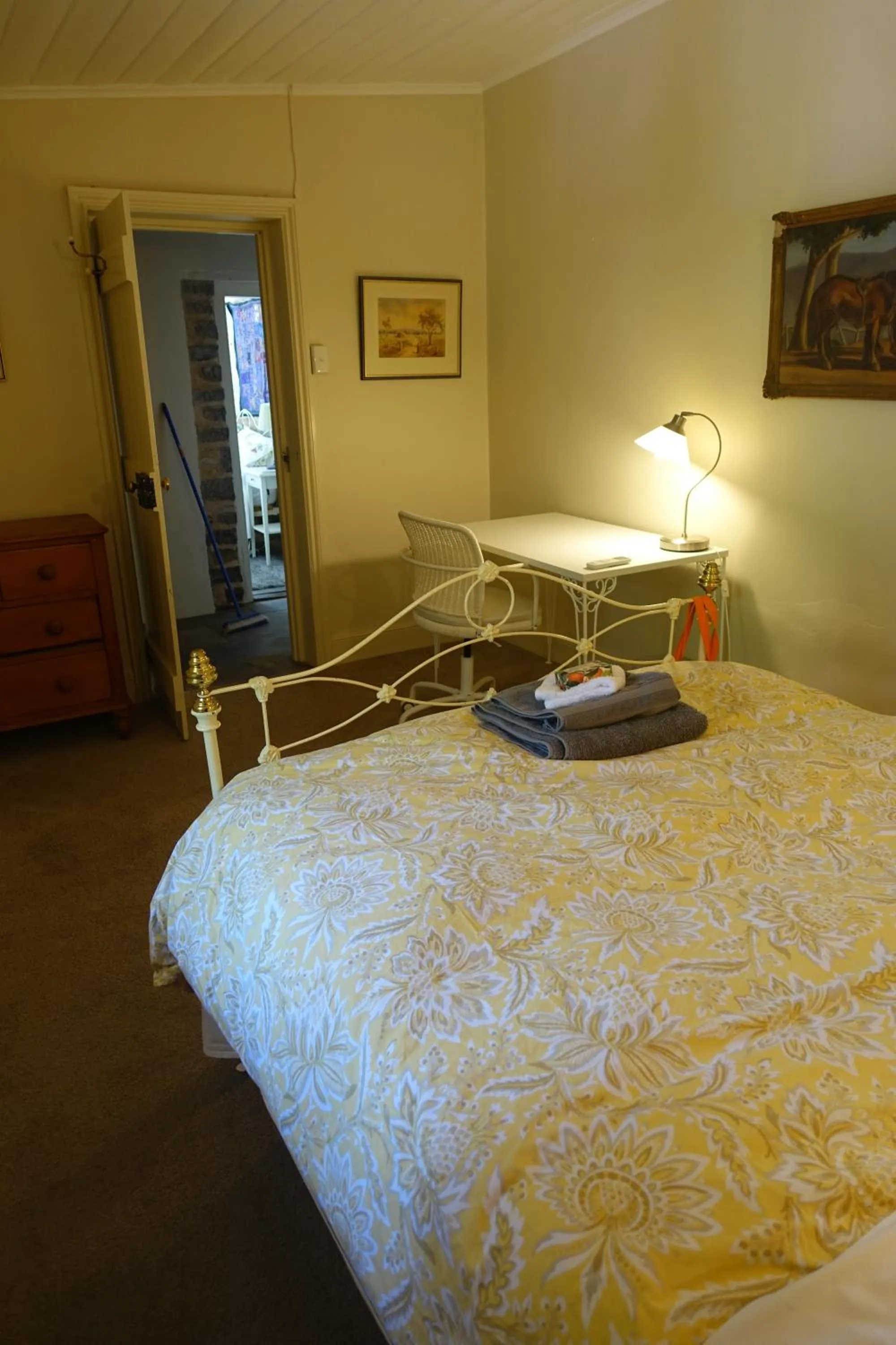 Bed in Amy's House Bed & Breakfast