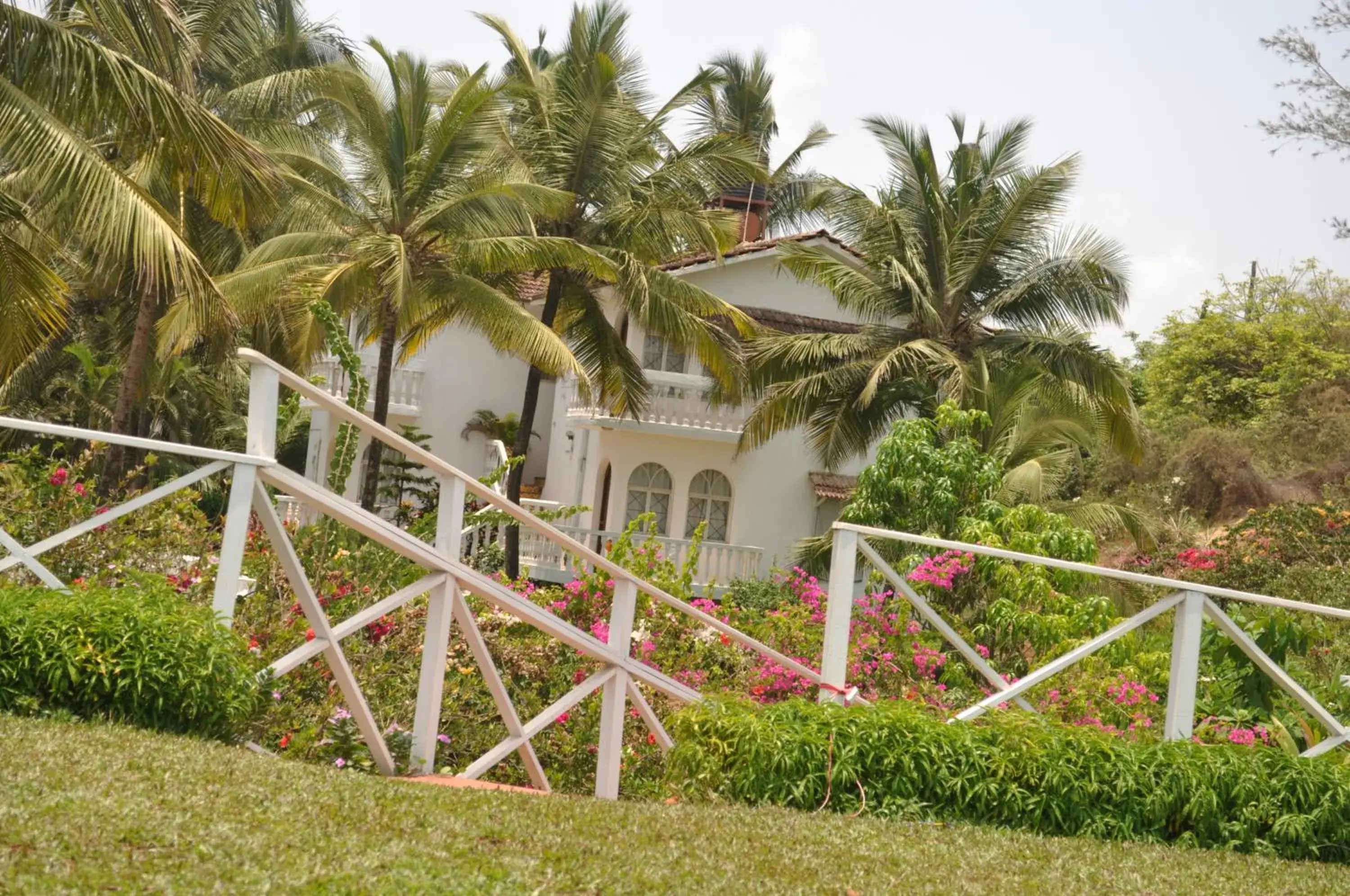 Facade/entrance in Colonia Santa Maria Facade/entrance in Colonia Santa Maria