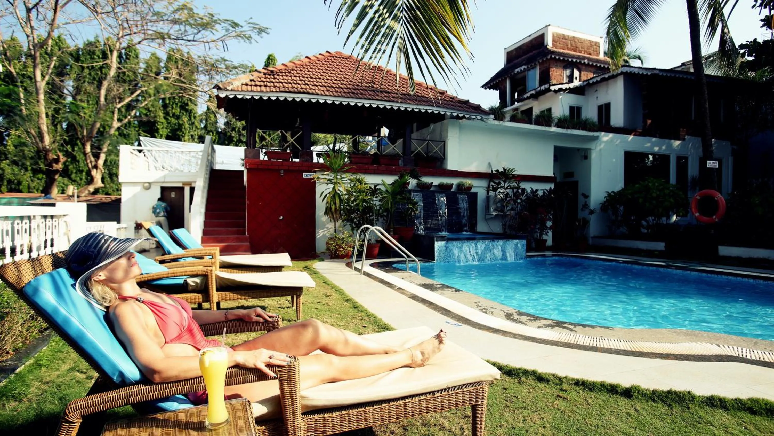 Day in Colonia Santa Maria