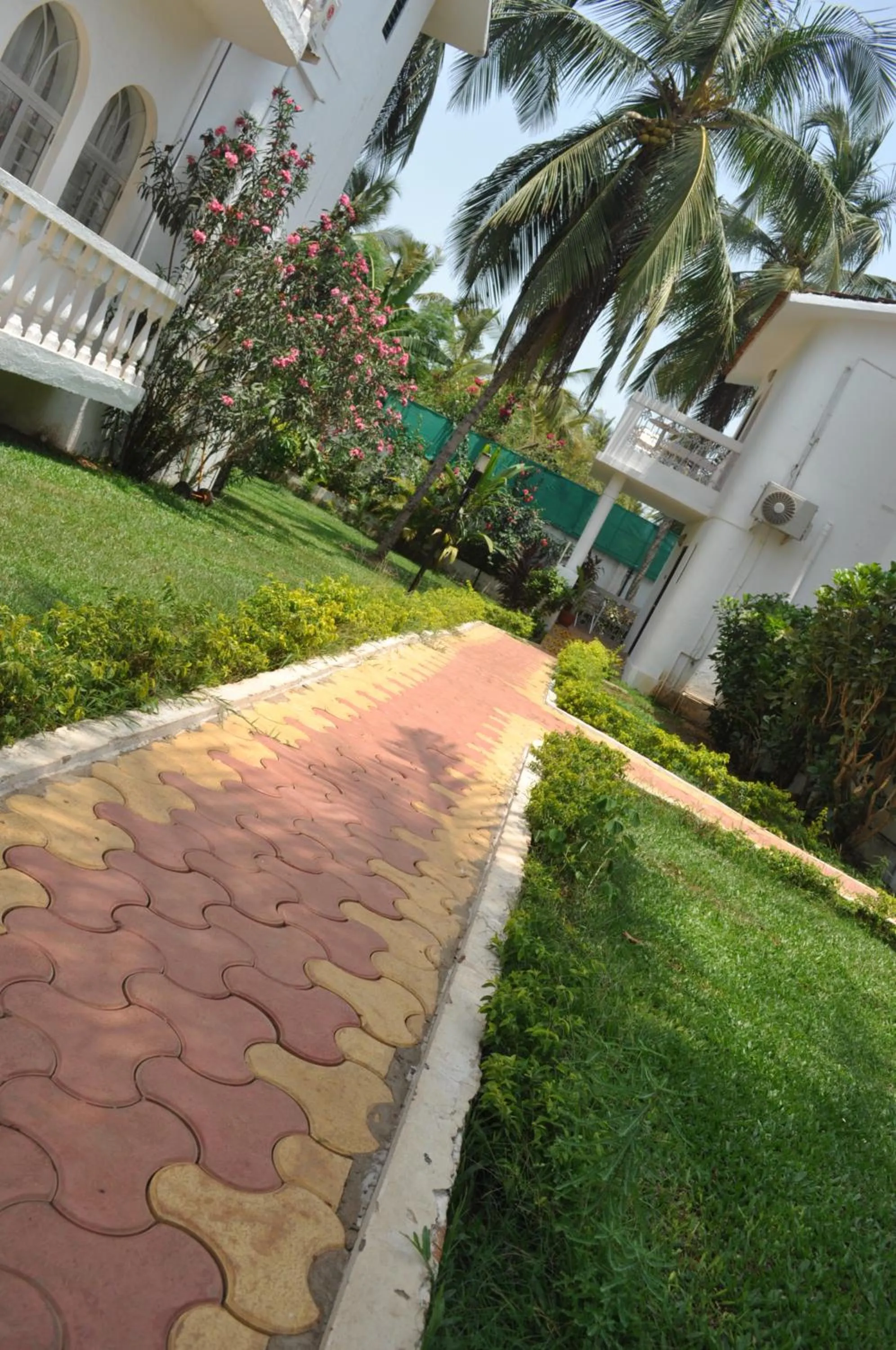 Facade/entrance in Colonia Santa Maria