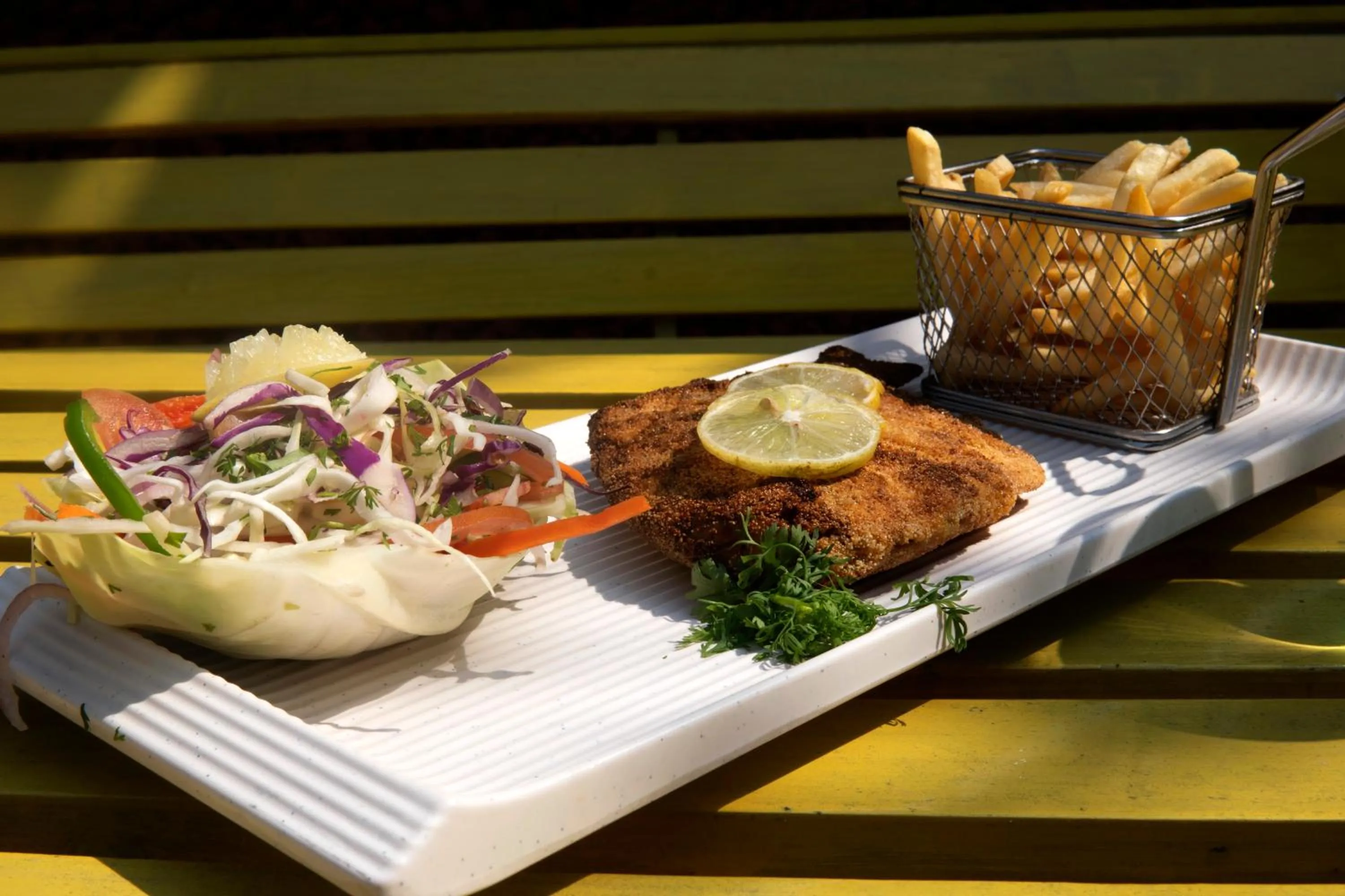 Restaurant/places to eat in Colonia Santa Maria