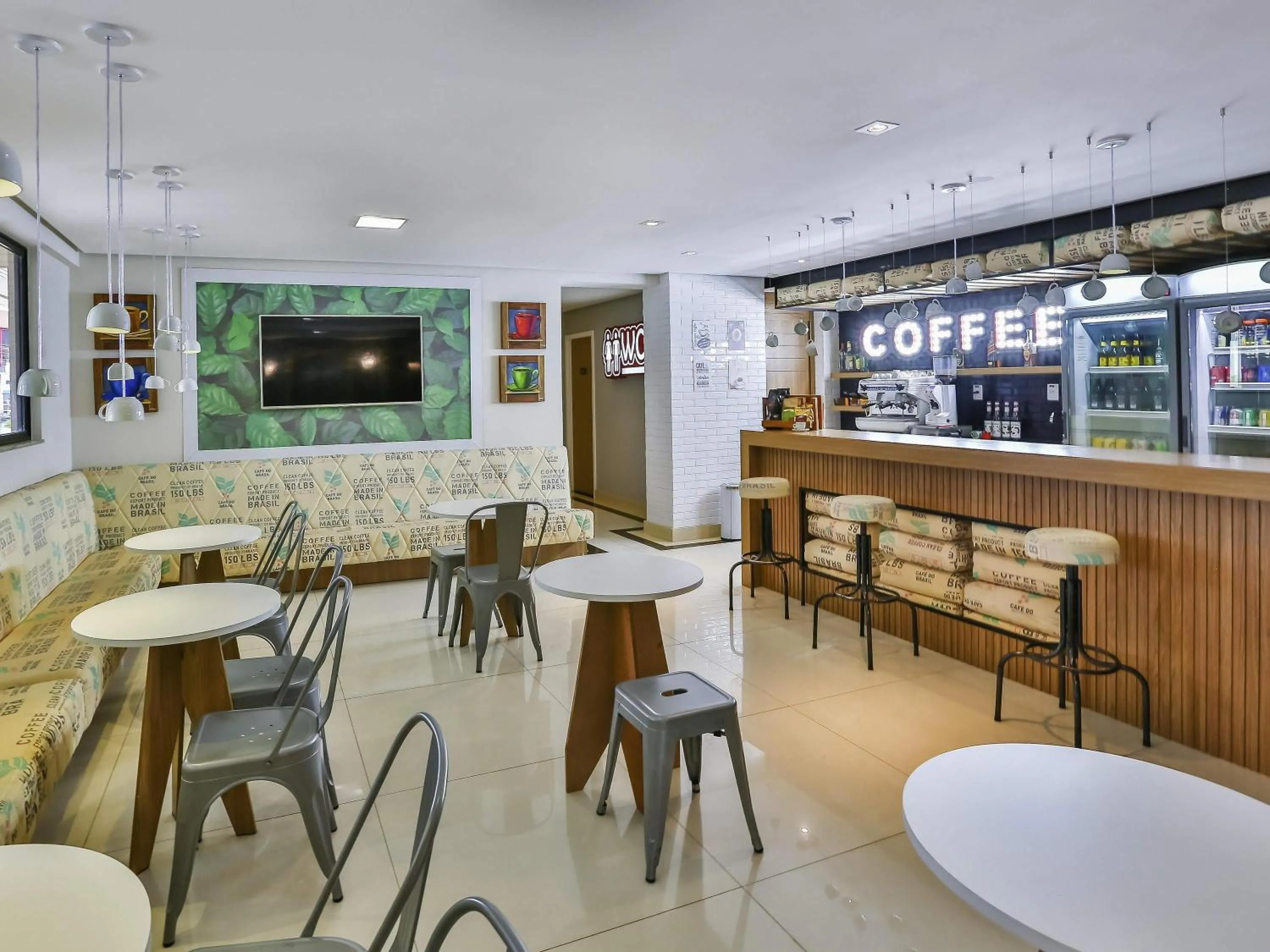 Restaurant/places to eat in ibis Styles Vitoria da Conquista