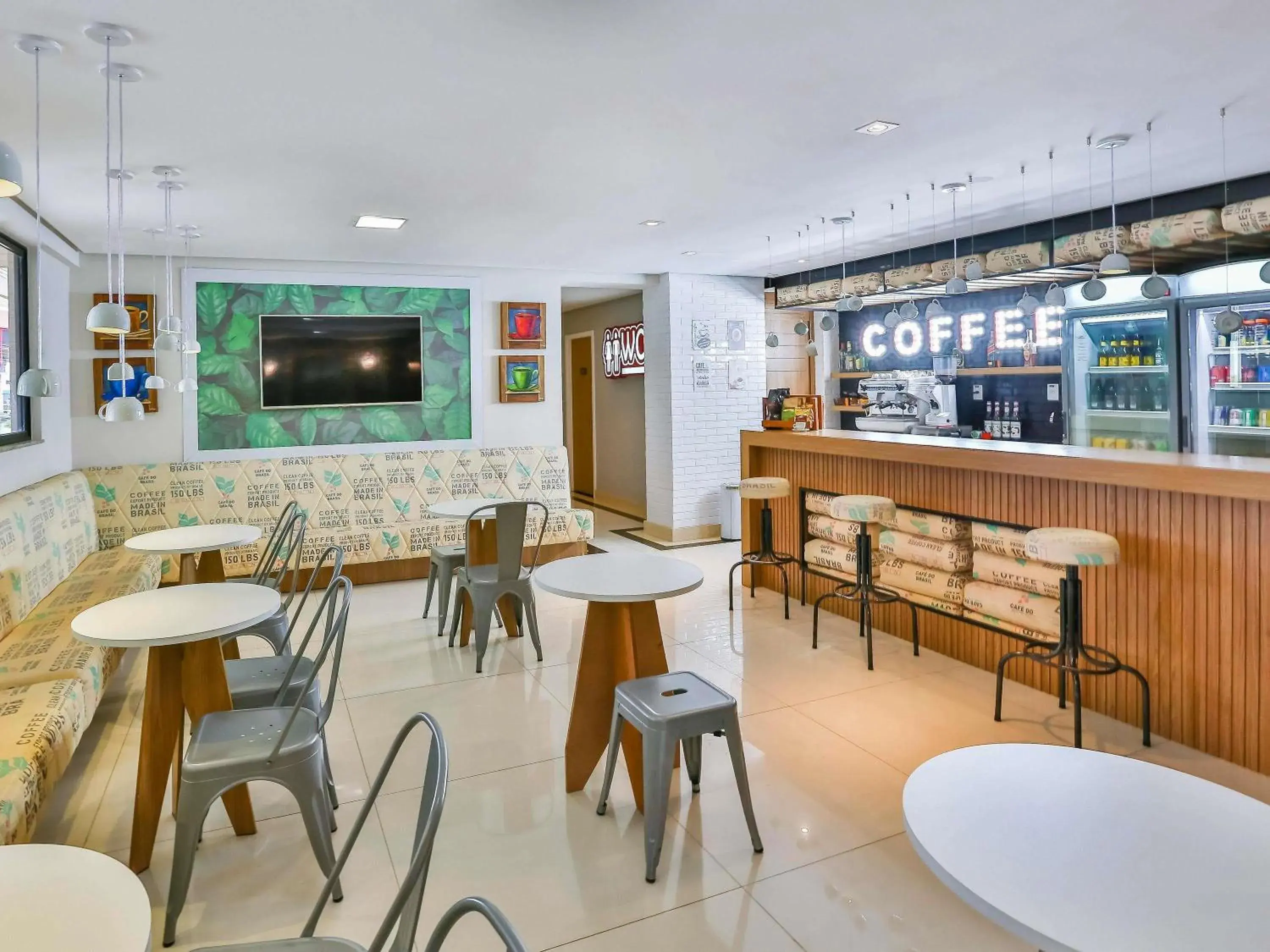 Restaurant/places to eat in ibis Styles Vitoria da Conquista Restaurant/places to eat in ibis Styles Vitoria da Conquista