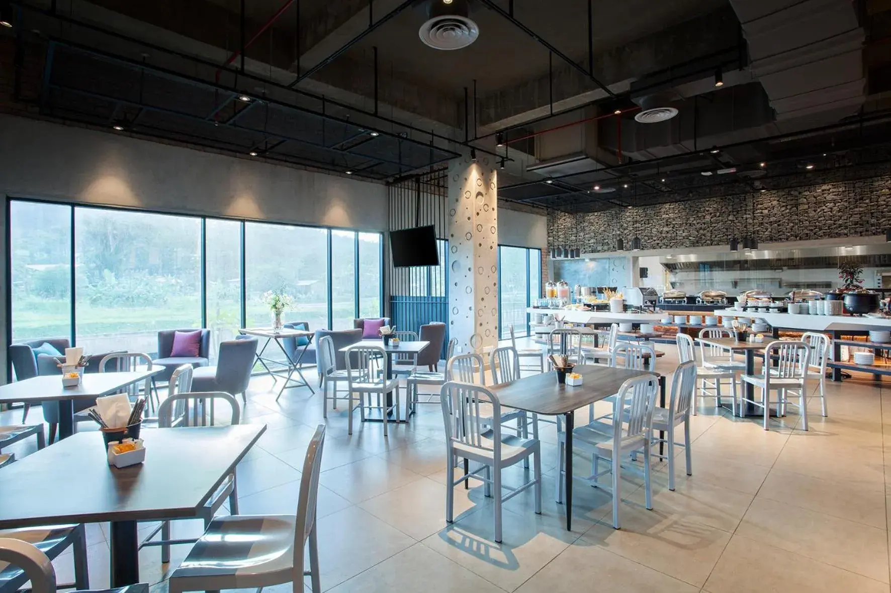 Restaurant/places to eat in ibis Styles Kota Kinabalu Inanam Restaurant/places to eat in ibis Styles Kota Kinabalu Inanam
