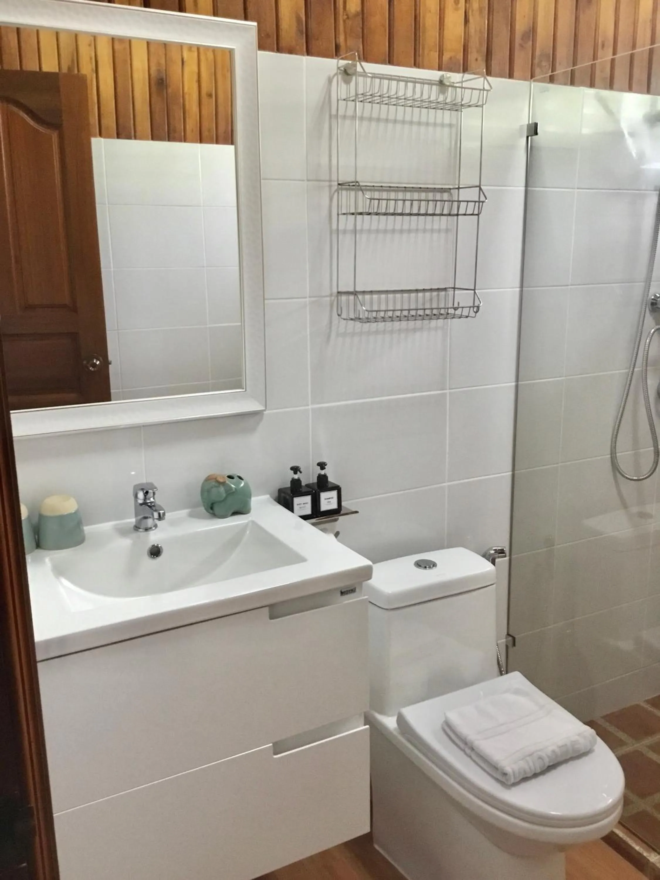 Shower in Baan Laem Noi Villa's