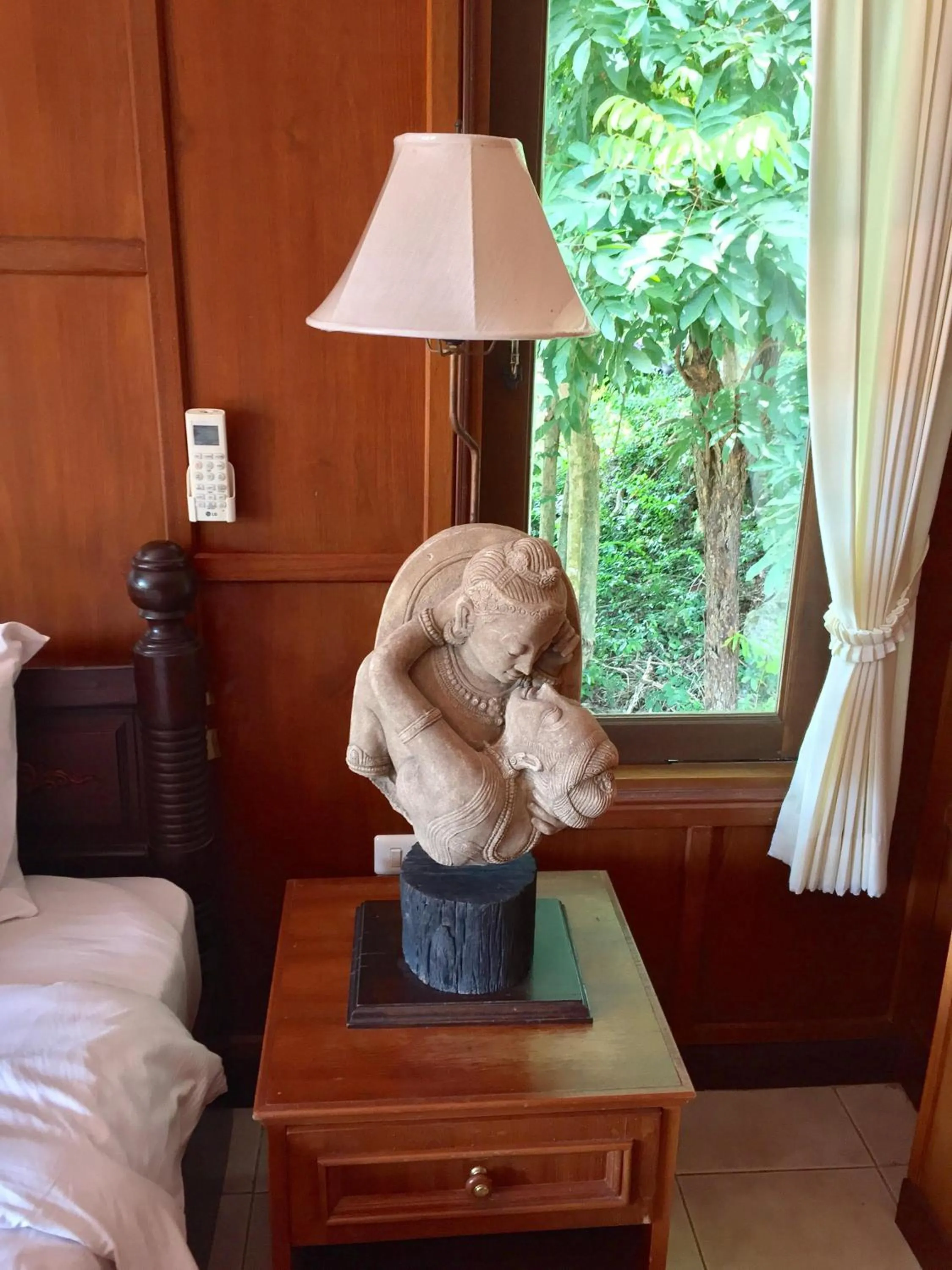 Bedroom, Bed in Baan Laem Noi Villa's