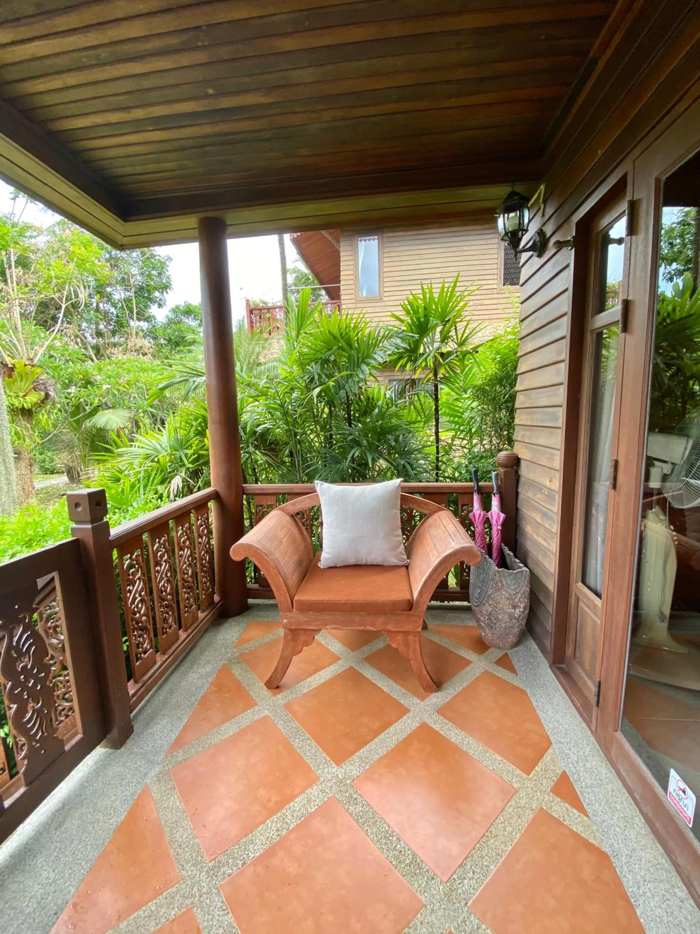 Balcony/Terrace in Baan Laem Noi Villa's