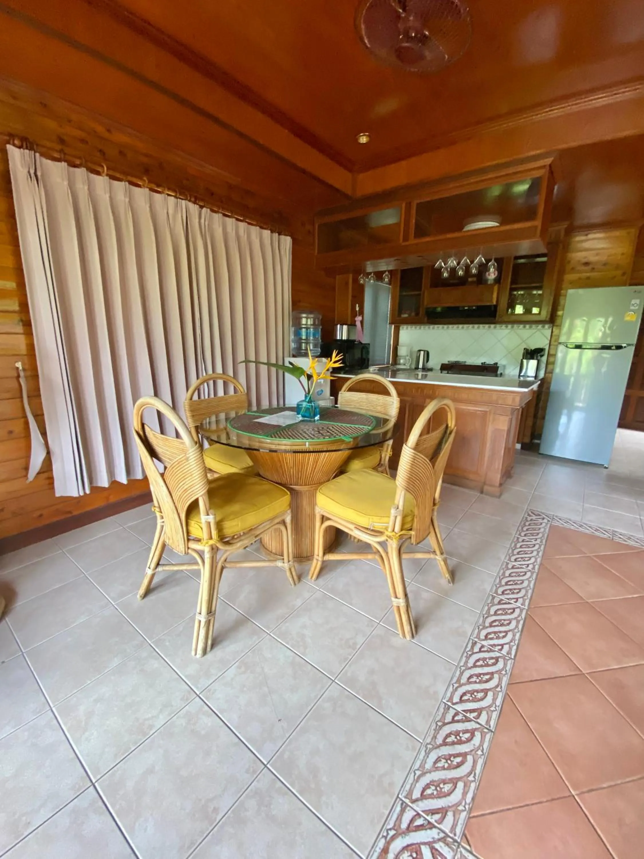 Dining area in Baan Laem Noi Villa's