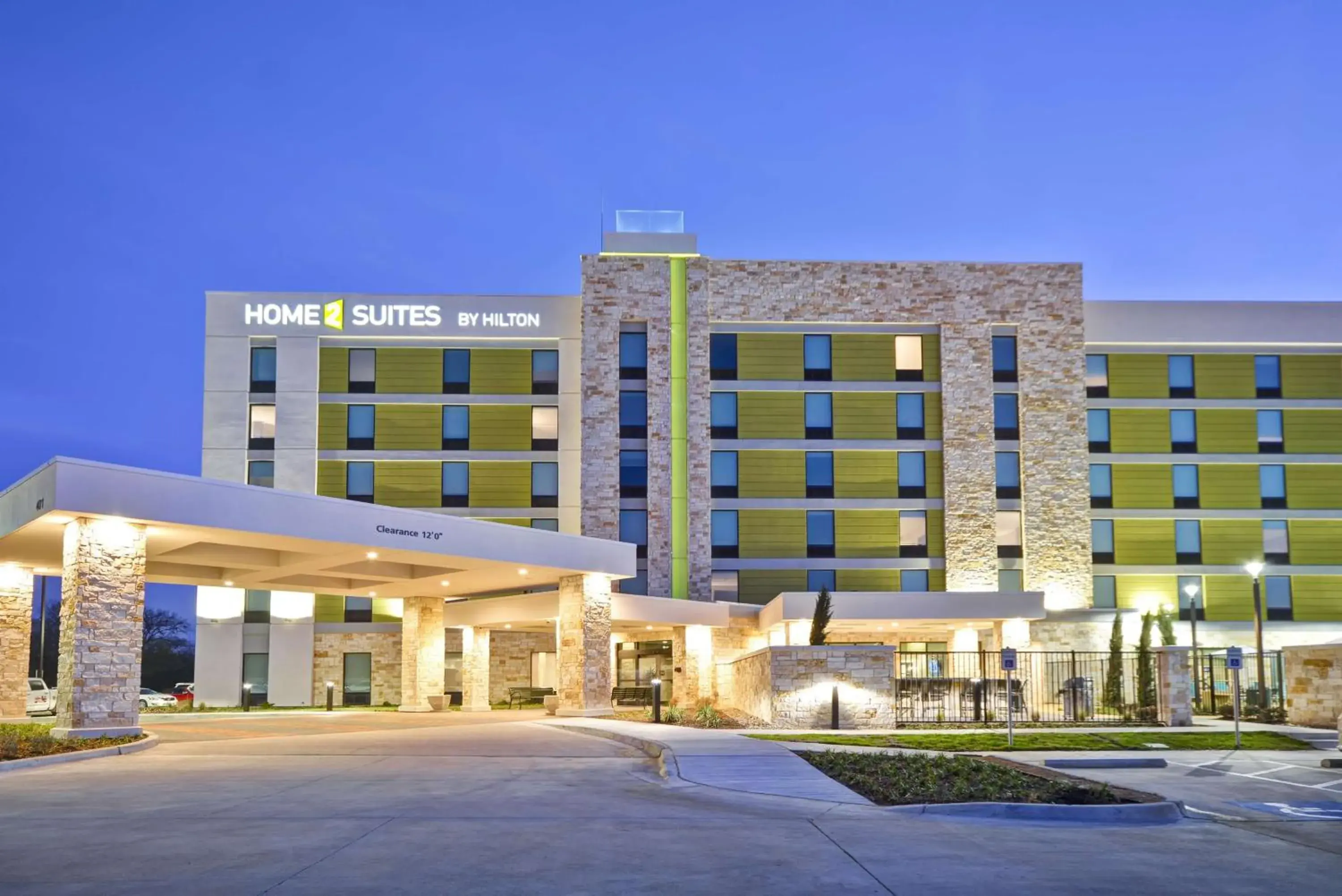 Property building in Home2 Suites By Hilton Plano Richardson Property building in Home2 Suites By Hilton Plano Richardson