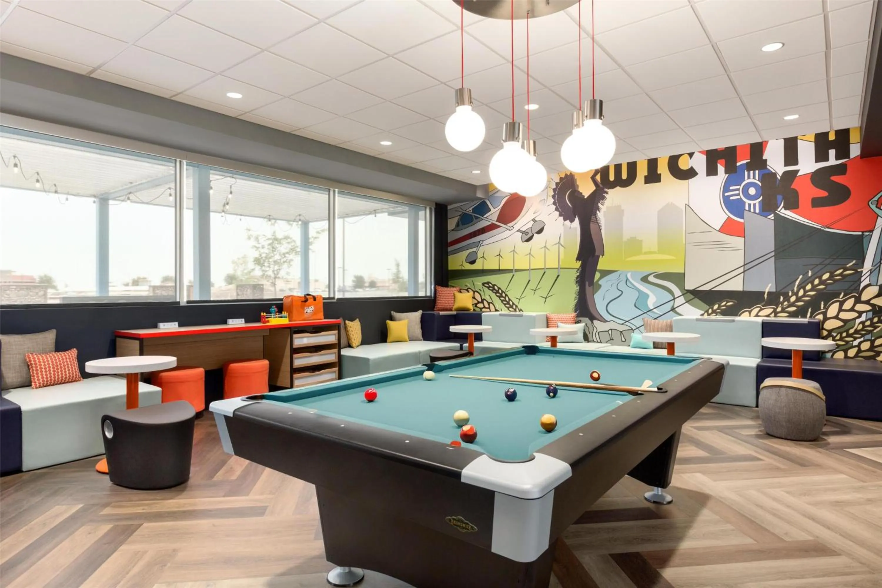 Lobby or reception in Tru By Hilton Wichita Northeast