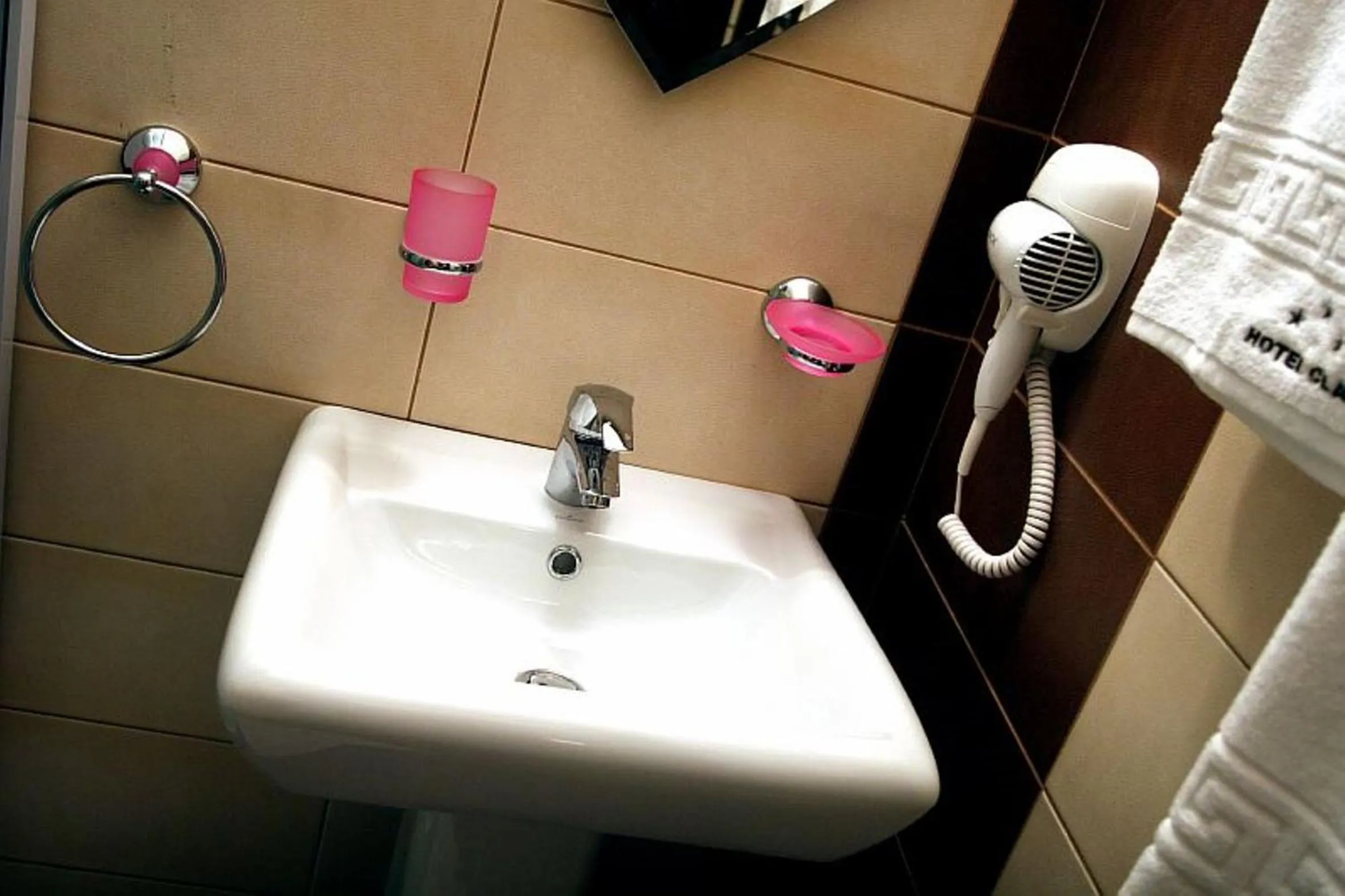 Bathroom in Hotel Clas
