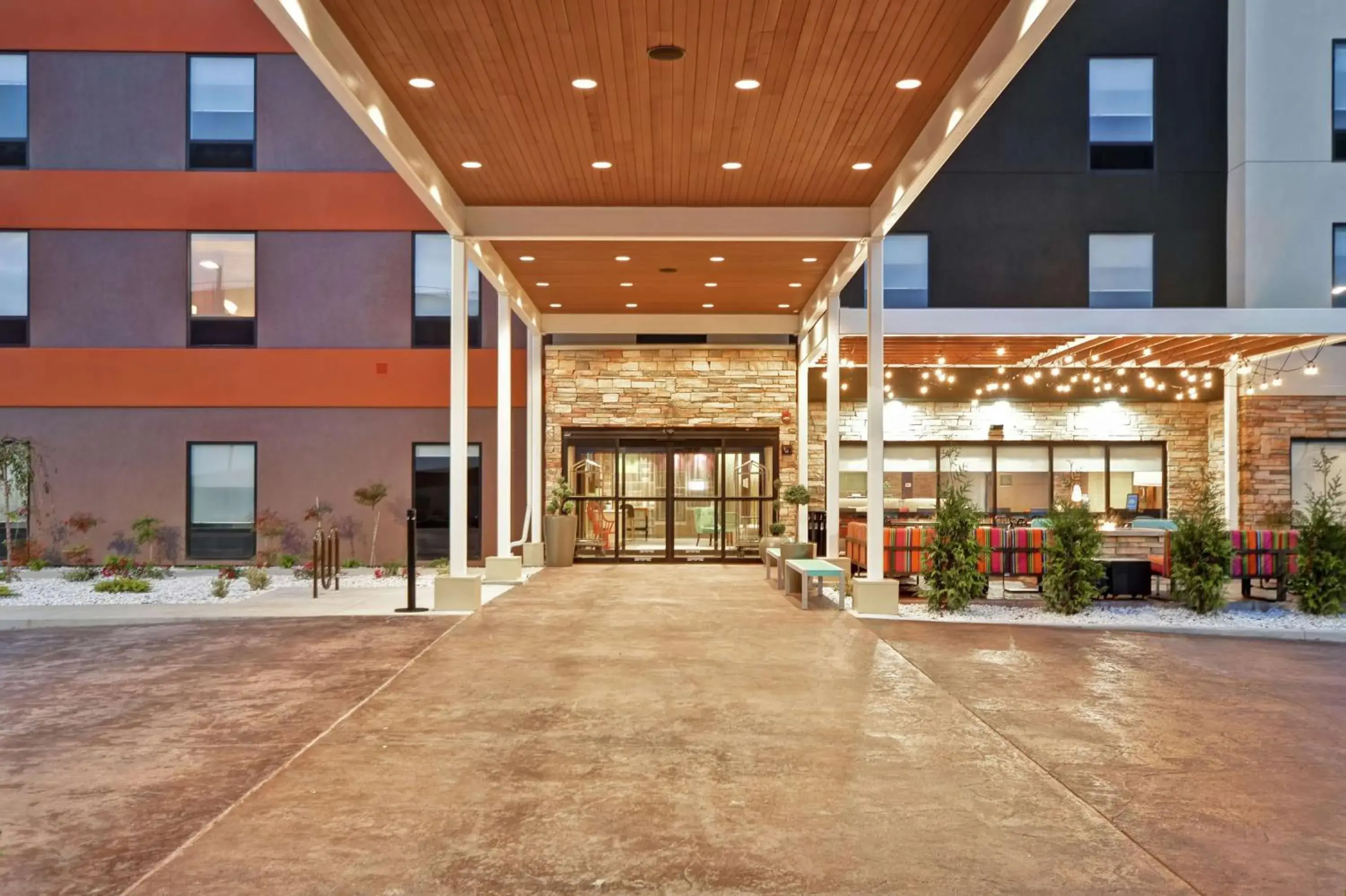 Property building in Home2 Suites By Hilton Carbondale Property building in Home2 Suites By Hilton Carbondale