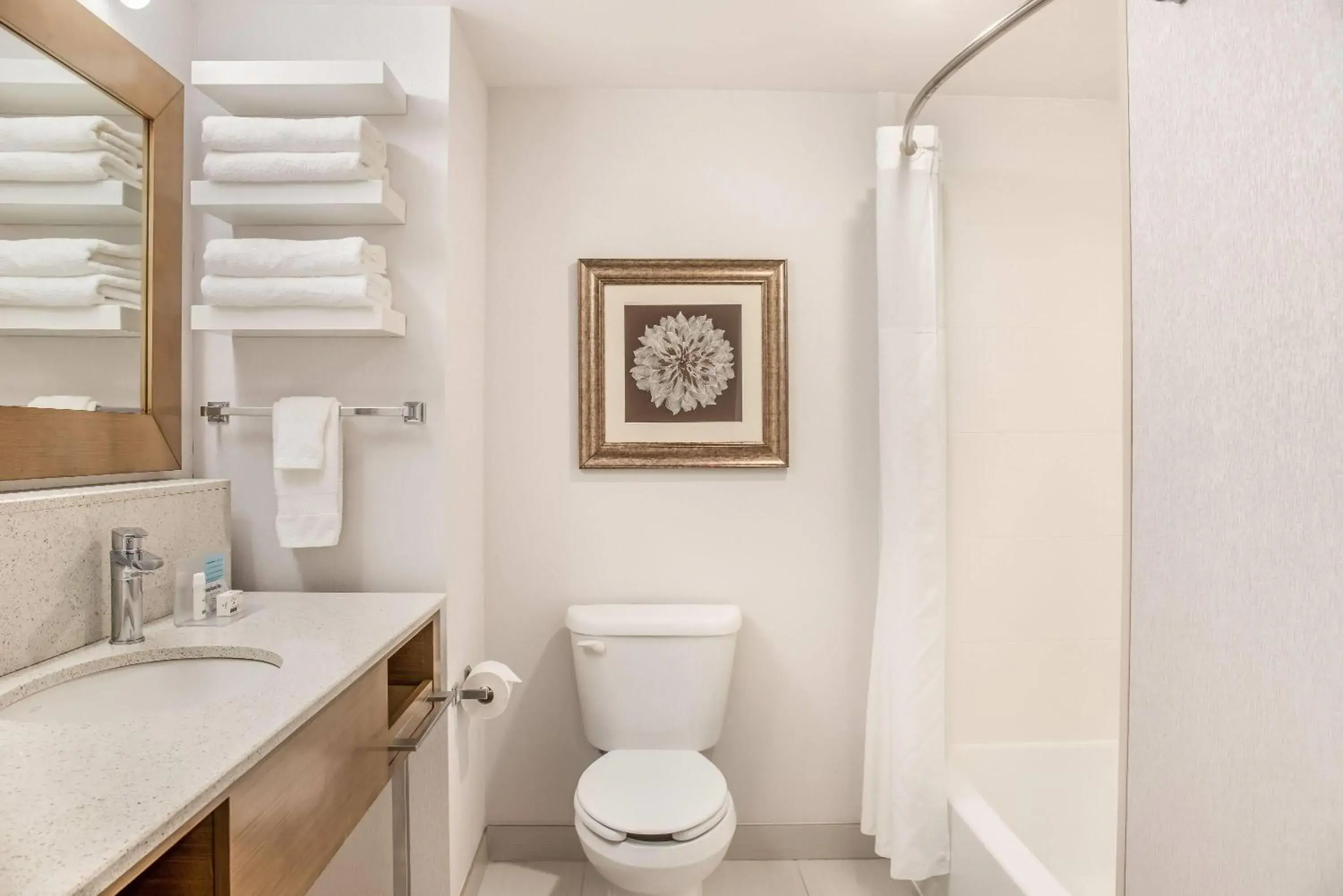 Bathroom in Ramada by Wyndham St Paul AB Bathroom in Ramada by Wyndham St Paul AB