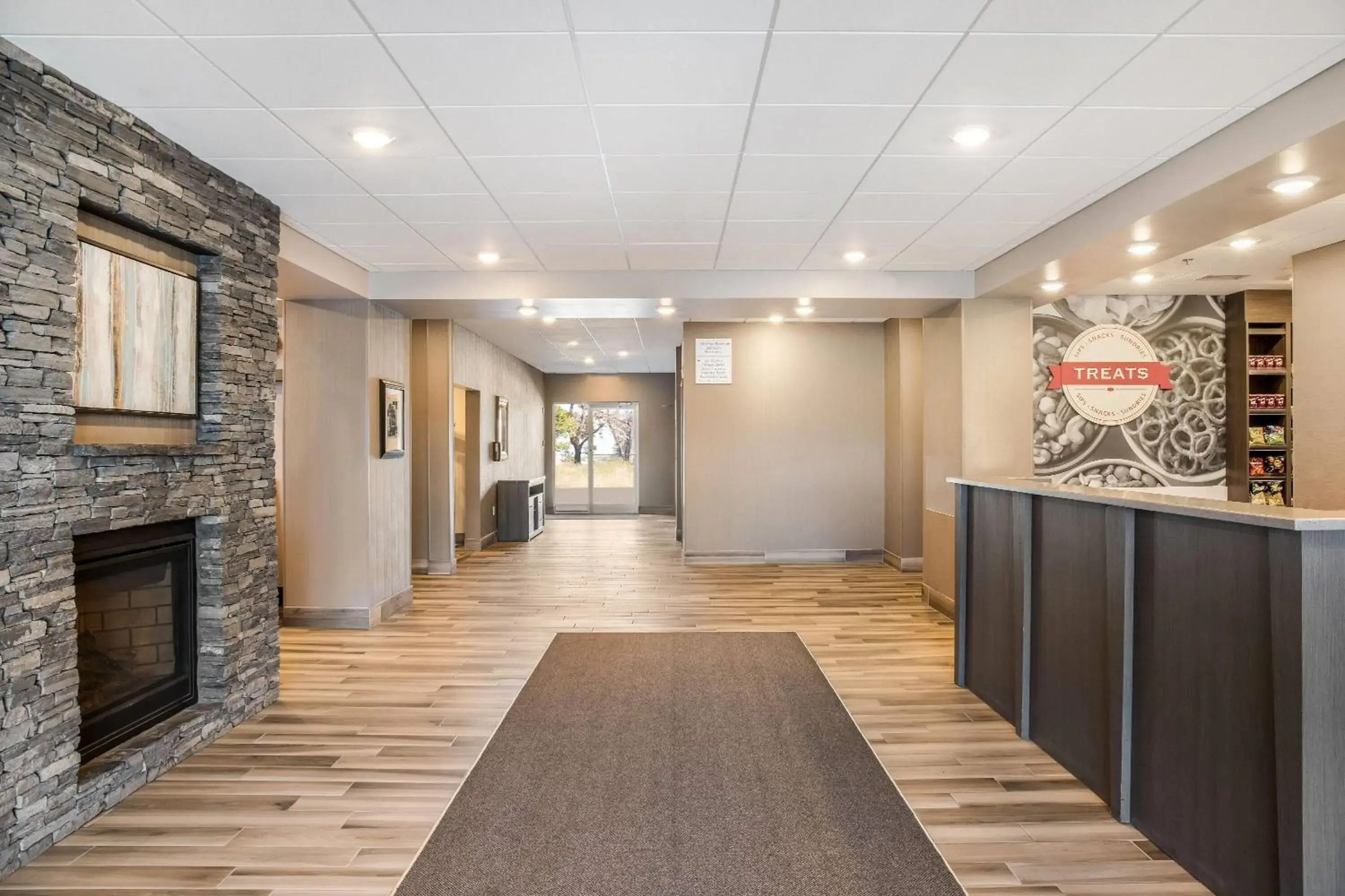 Lobby or reception in Ramada by Wyndham St Paul AB Lobby or reception in Ramada by Wyndham St Paul AB