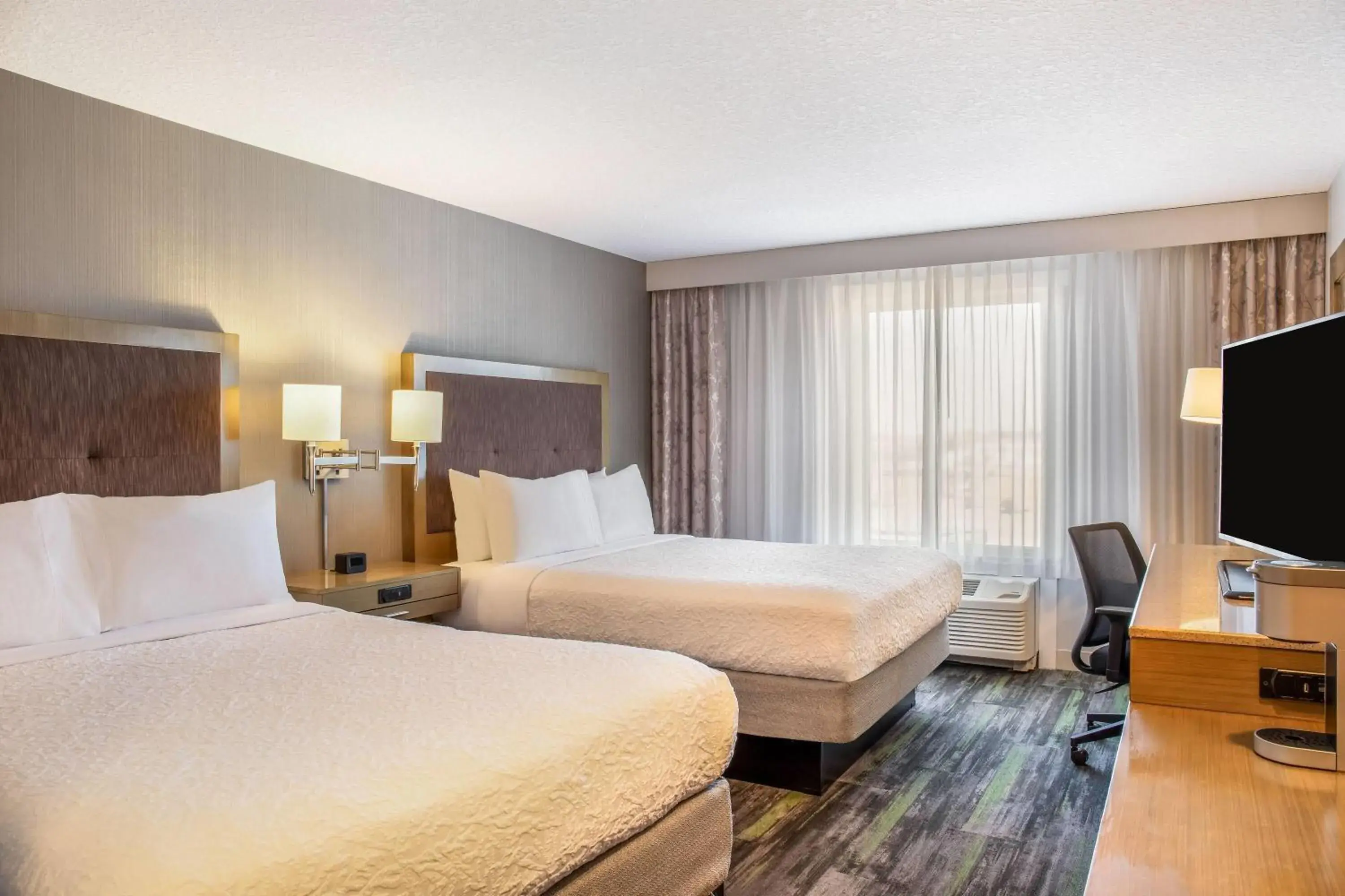 Bed in Ramada by Wyndham St Paul AB Bed in Ramada by Wyndham St Paul AB