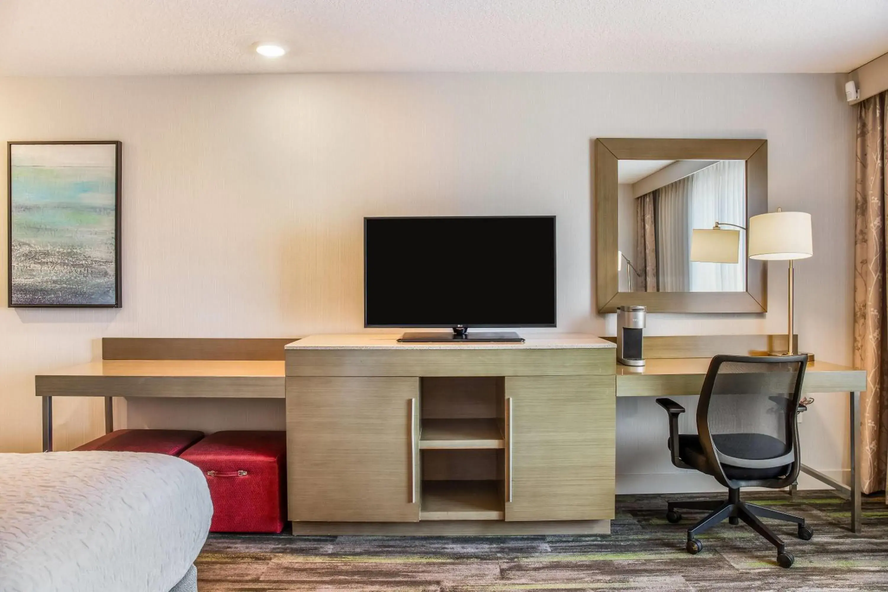 Bed in Ramada by Wyndham St Paul AB Bed in Ramada by Wyndham St Paul AB