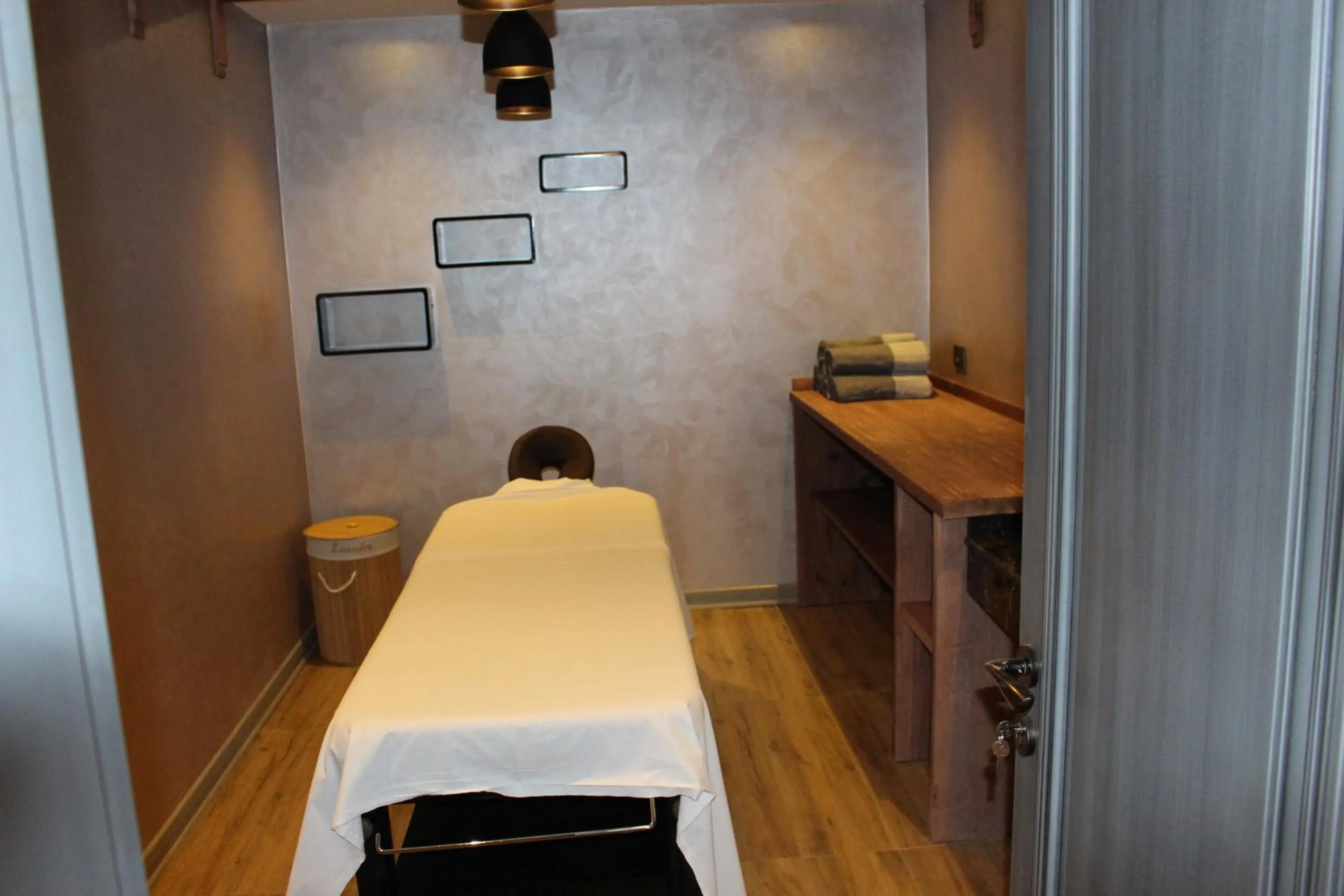 Massage in Sky Hotel Baku