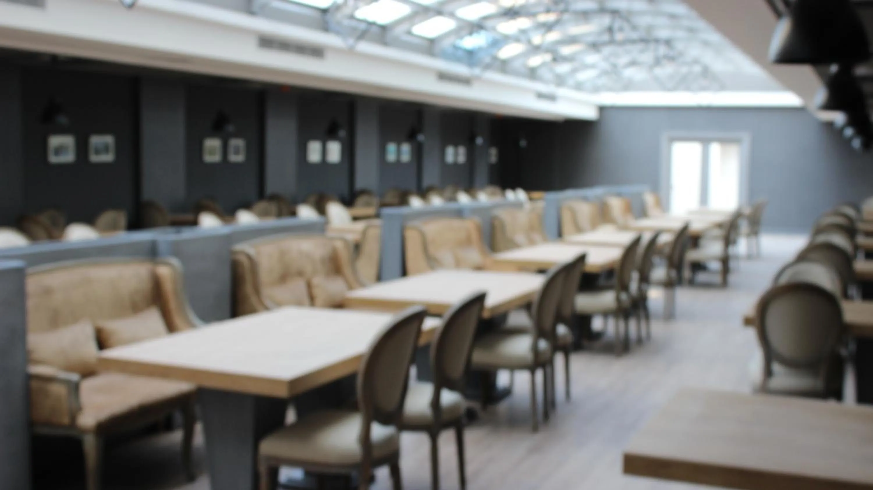 Restaurant/places to eat in Sky Hotel Baku