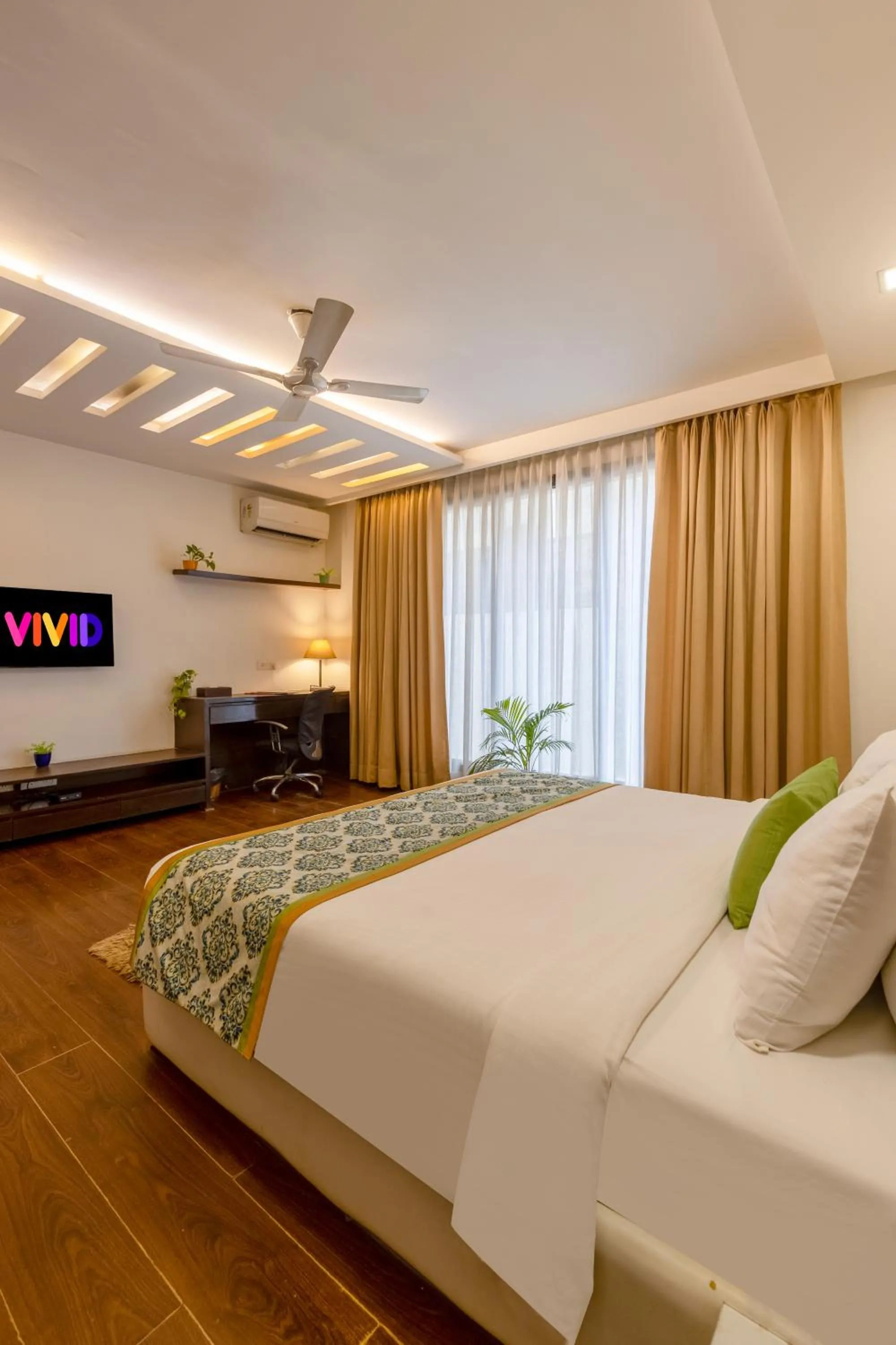 Bed in Vivid Boutique Hotel, Medanta, Gurugram